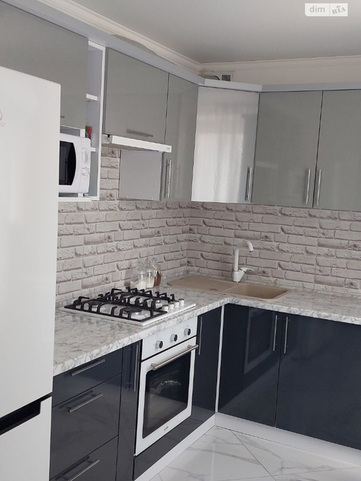 Продажа трехкомнатной квартиры в Черткове, на ул. Сичинского, район Кадуб фото 1 Продажа трехкомнатной квартиры в Черткове, на ул. Сичинского, район Кадуб фото 1