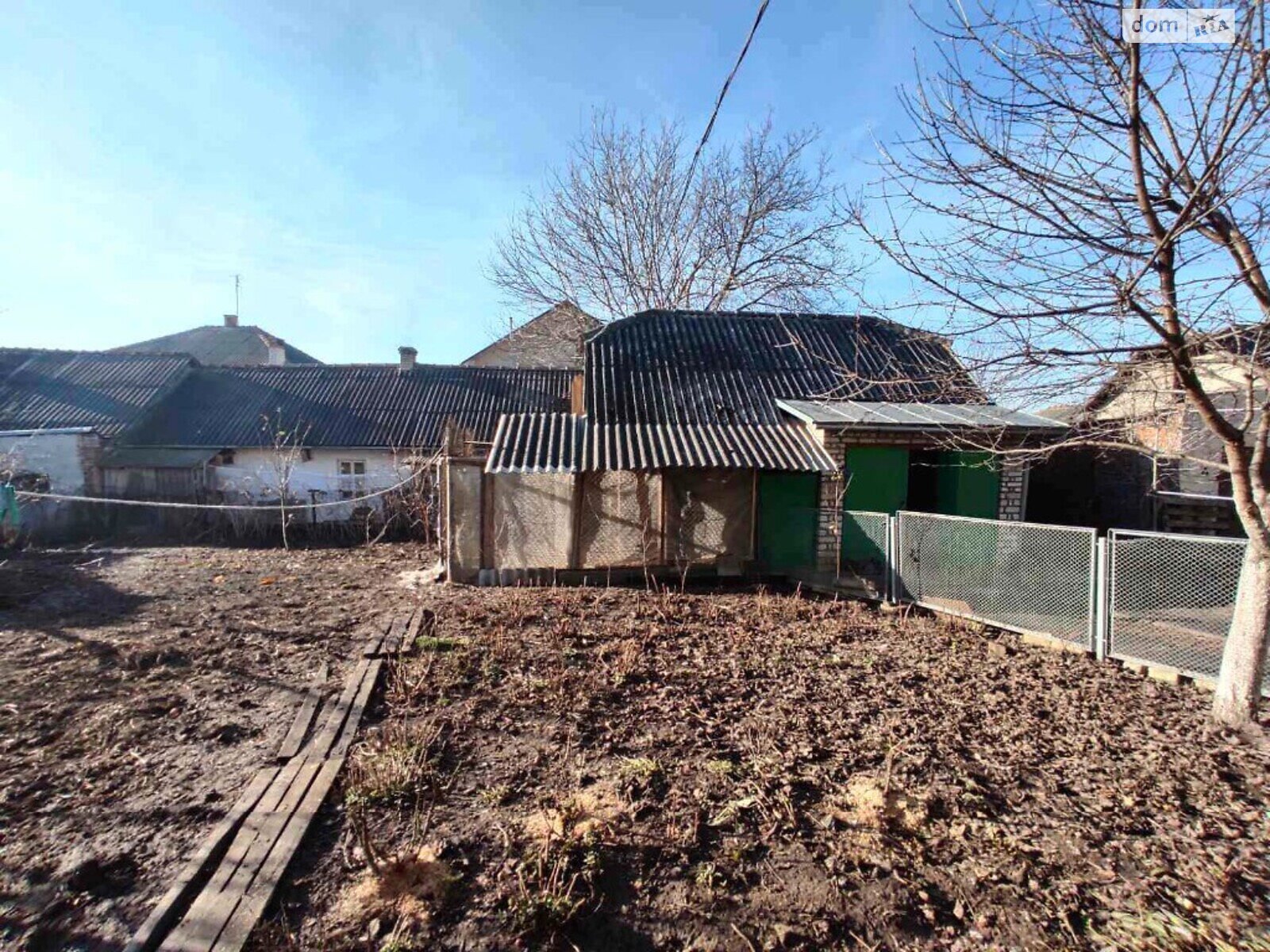 Продажа четырехкомнатной квартиры в Черткове, на ул. Вишнева, район Каличовка фото 1 Продажа четырехкомнатной квартиры в Черткове, на ул. Вишнева, район Каличовка фото 1