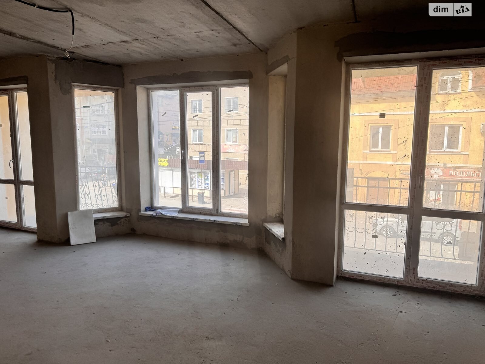 Продажа четырехкомнатной квартиры в Черткове, на ул. Гончара 9А, район Центр фото 1