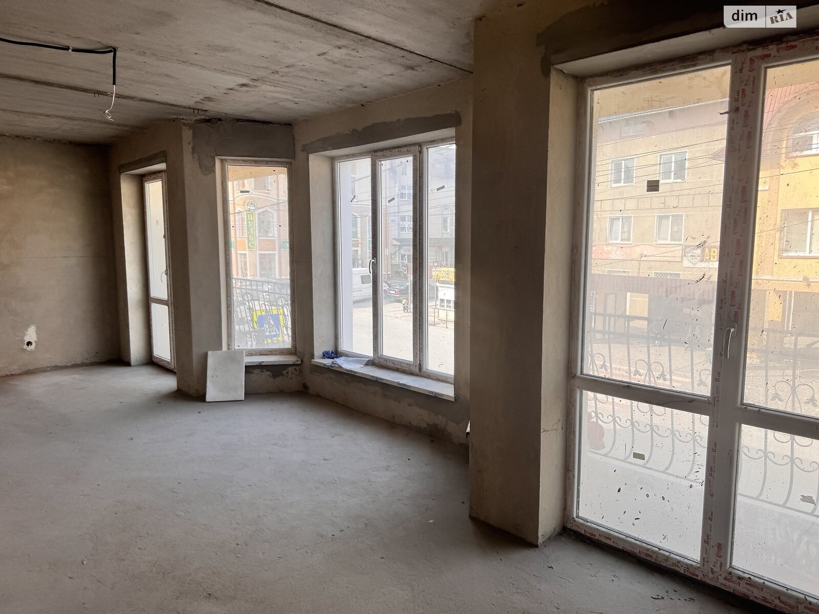 Продажа четырехкомнатной квартиры в Черткове, на ул. Гончара 9А, район Центр фото 1