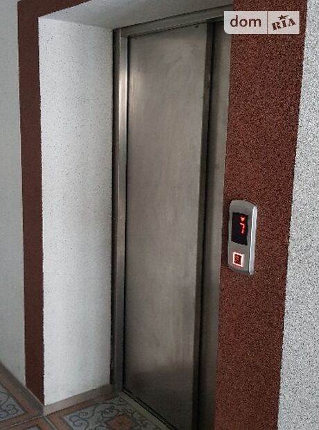Продажа трехкомнатной квартиры в Черткове, на ул. Железнодорожная район Центр фото 1 Продажа трехкомнатной квартиры в Черткове, на ул. Железнодорожная район Центр фото 1