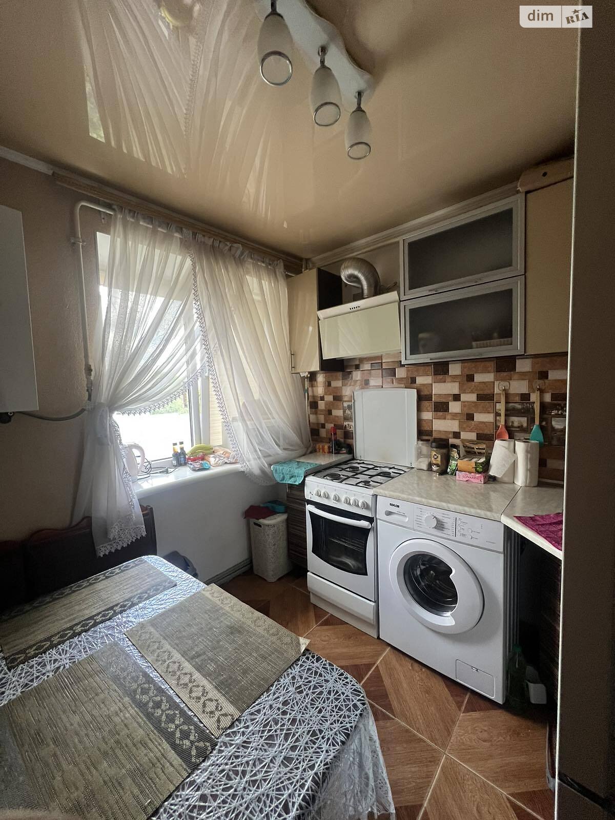 Продажа трехкомнатной квартиры в Черткове, на ул. Независимости, район Центр фото 1 Продажа трехкомнатной квартиры в Черткове, на ул. Независимости, район Центр фото 1