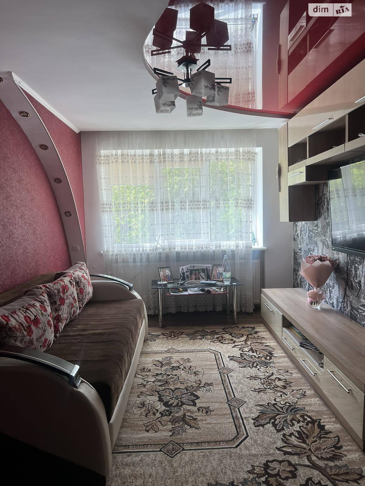 Продажа трехкомнатной квартиры в Черткове, на ул. Независимости, район Центр фото 1 Продажа трехкомнатной квартиры в Черткове, на ул. Независимости, район Центр фото 1