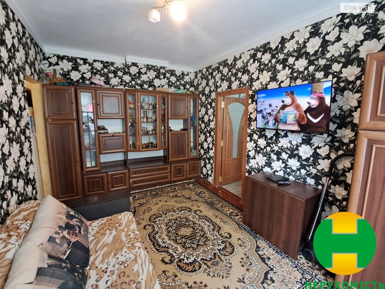 Продаж двокімнатної квартири в Чорткові, на вул. Незалежності, район Центр фото 1 Продаж двокімнатної квартири в Чорткові, на вул. Незалежності, район Центр фото 1