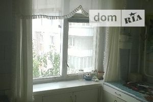 Продажа трехкомнатной квартиры в Червонограде, на вул. С. Бандери, фото 2