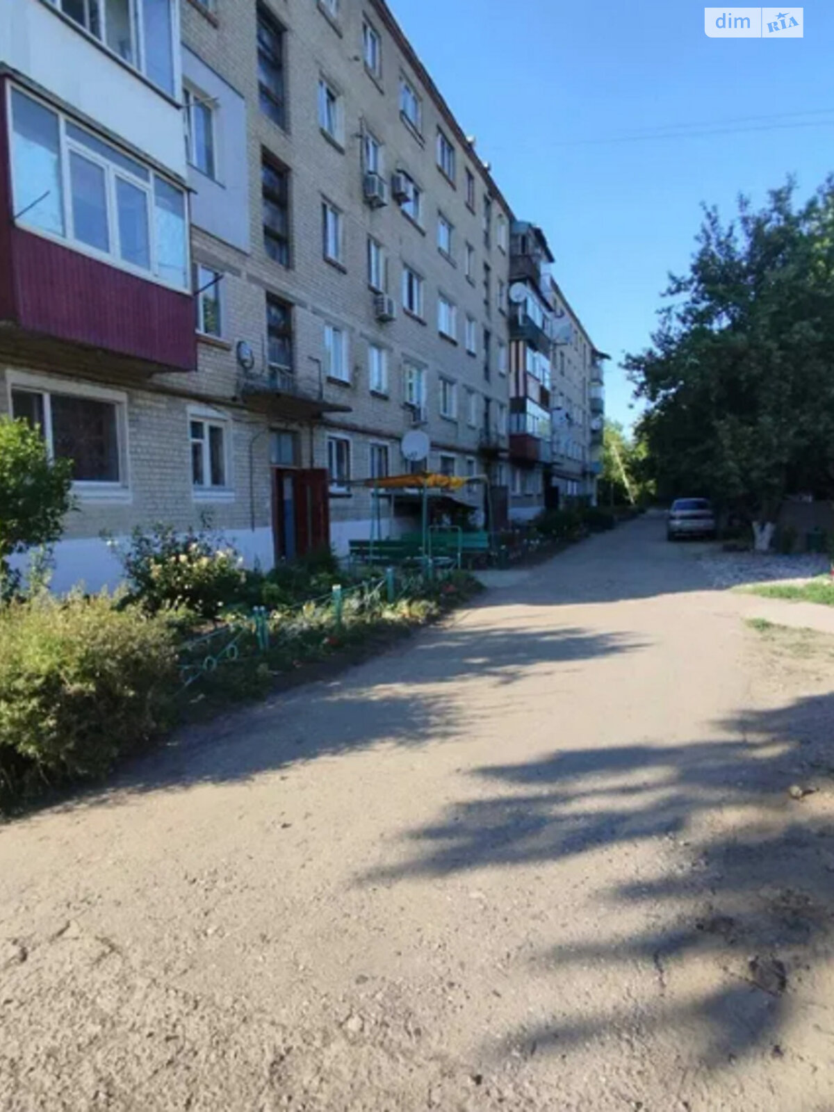 Продажа трехкомнатной квартиры в Есхаре, на ул. Литвинова, фото 1 Продажа трехкомнатной квартиры в Есхаре, на ул. Литвинова, фото 1