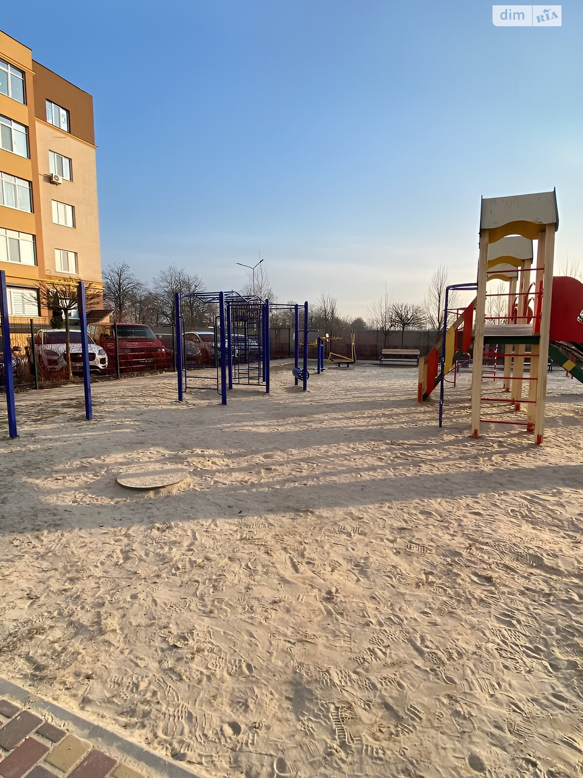 Продаж однокімнатної квартири в Дмитрівці, на вул. Молодіжна, фото 1 Продаж однокімнатної квартири в Дмитрівці, на вул. Молодіжна, фото 1