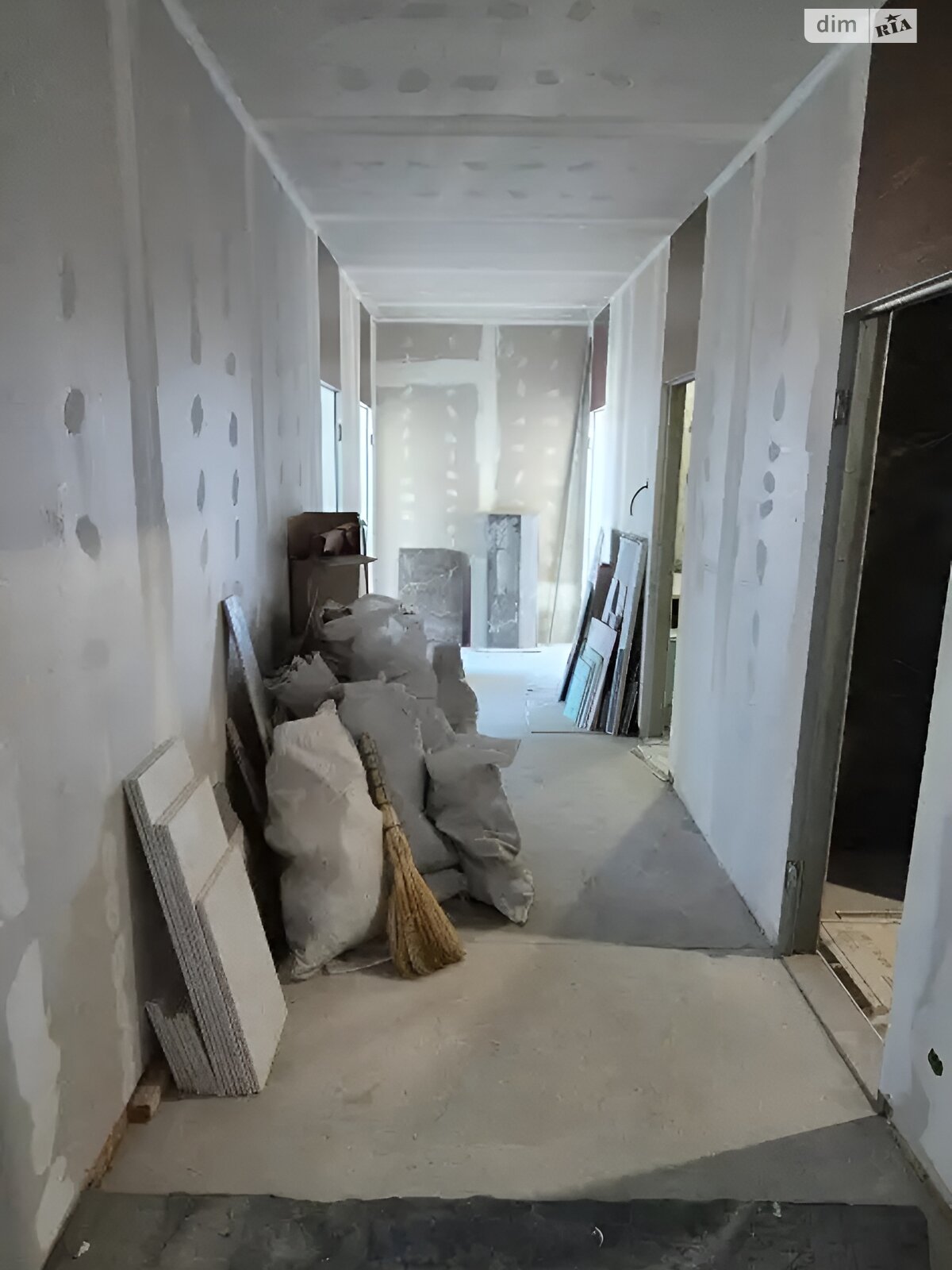 Продажа трехкомнатной квартиры в Днепре, на просп. Науки 112А, район 1 мая фото 1 Продажа трехкомнатной квартиры в Днепре, на просп. Науки 112А, район 1 мая фото 1