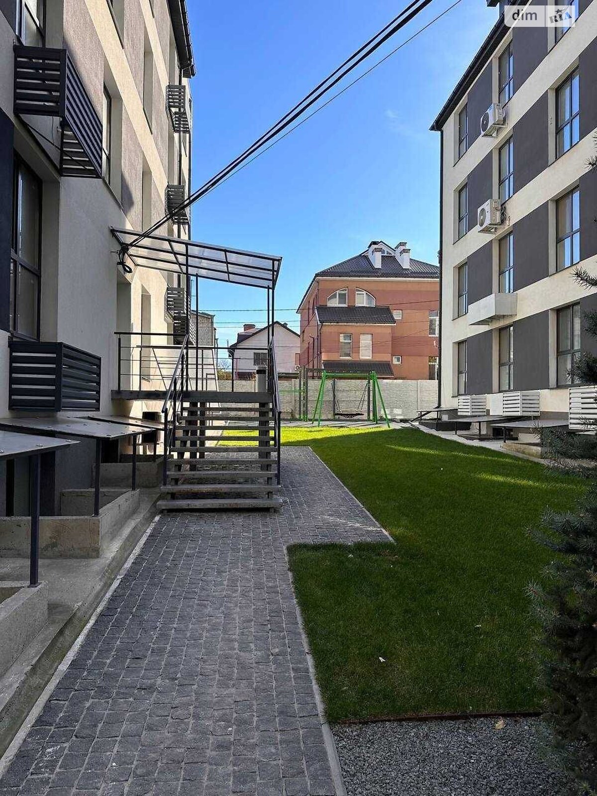 Продажа двухкомнатной квартиры в Днепре, на ул. Ольгерда Бочковского 24Б, район 1 мая фото 1 Продажа двухкомнатной квартиры в Днепре, на ул. Ольгерда Бочковского 24Б, район 1 мая фото 1
