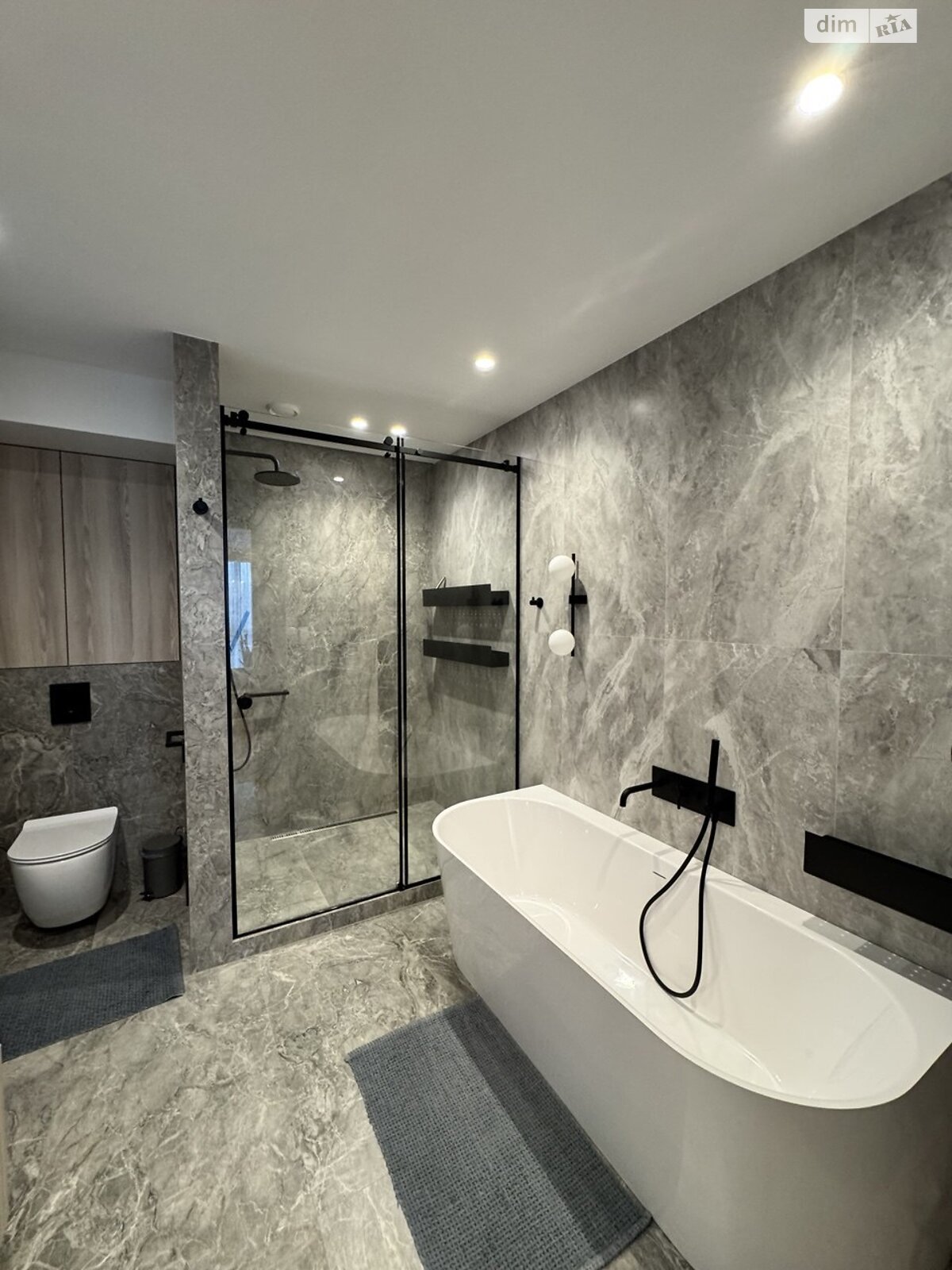 Продажа пятикомнатной квартиры в Днепре, на ул. Ольгерда Бочковского, район 1 мая фото 1