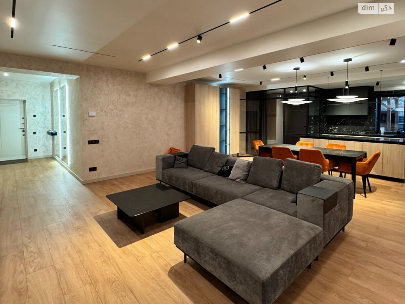 Продажа пятикомнатной квартиры в Днепре, на ул. Ольгерда Бочковского, район 1 мая фото 1