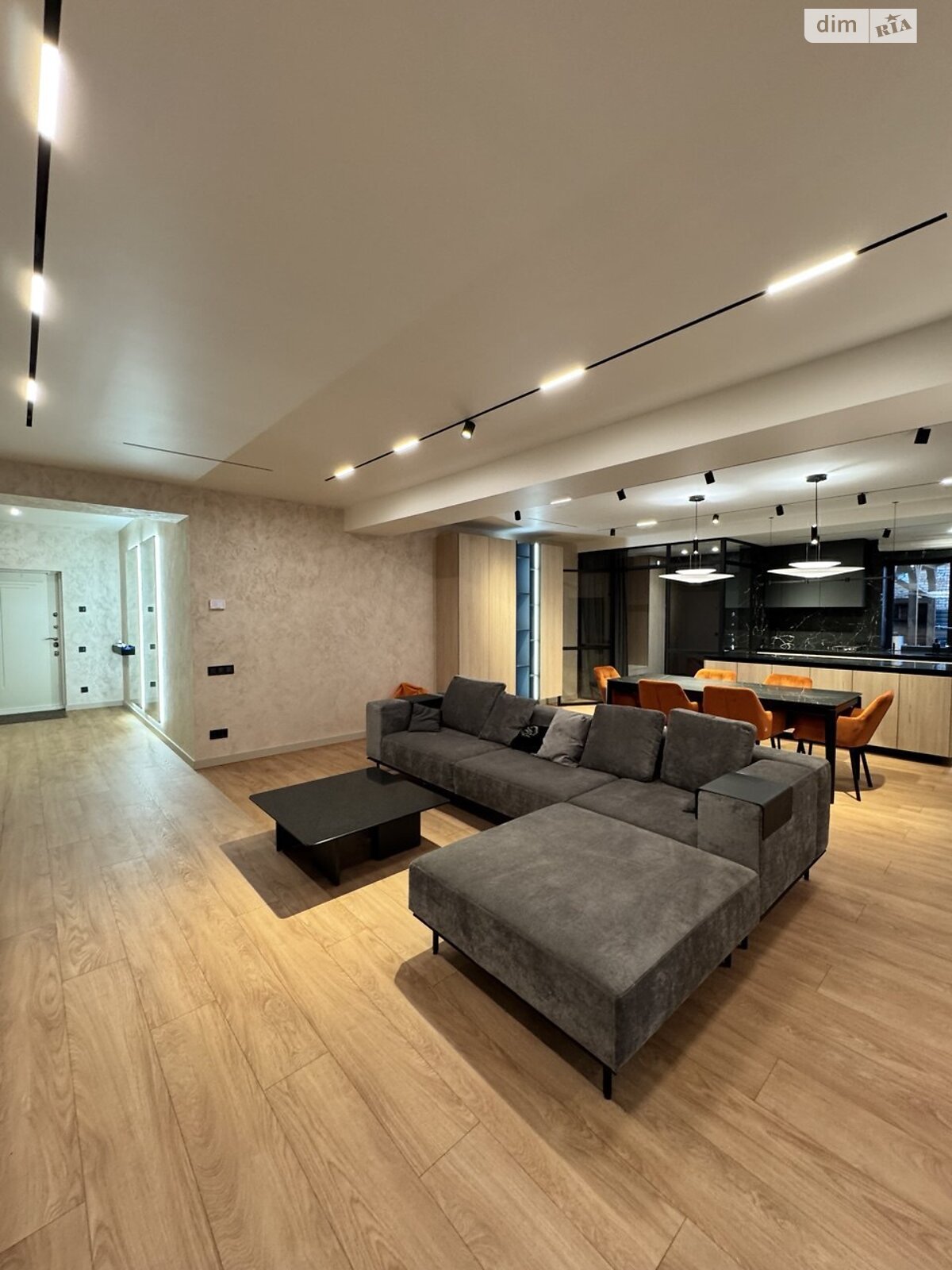 Продажа пятикомнатной квартиры в Днепре, на ул. Ольгерда Бочковского, район 1 мая фото 1