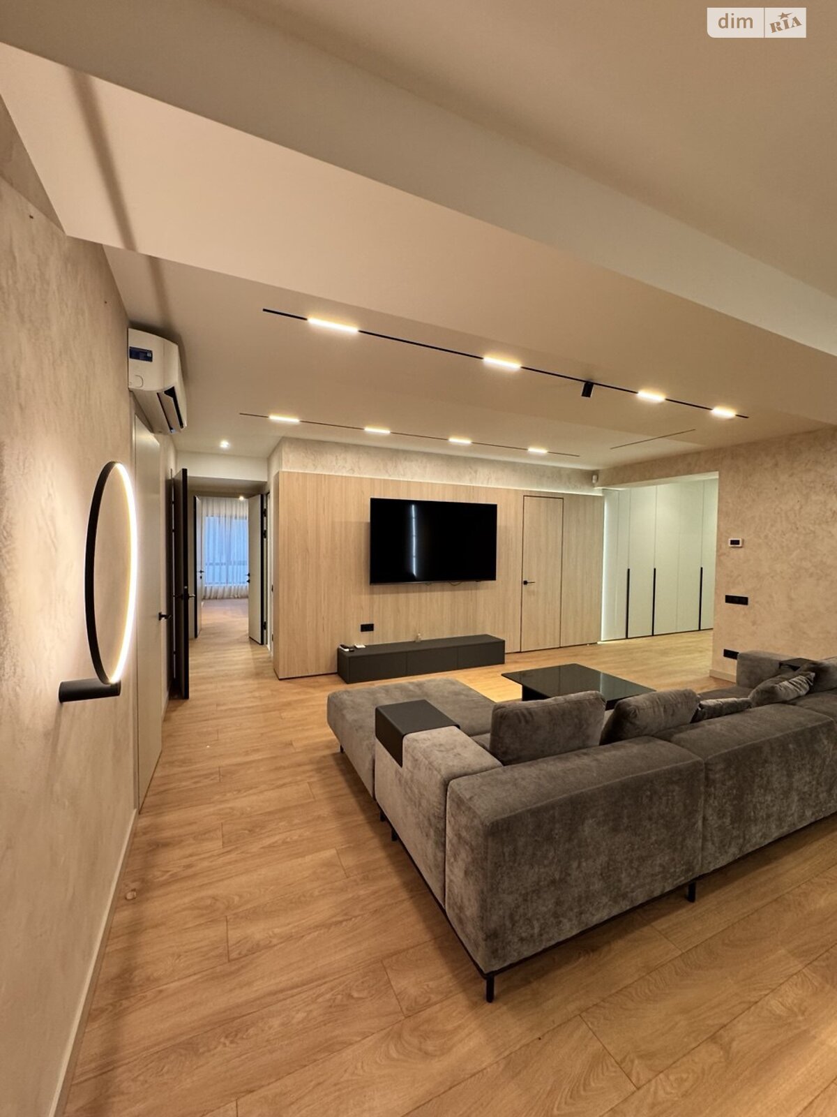 Продажа пятикомнатной квартиры в Днепре, на ул. Ольгерда Бочковского, район 1 мая фото 1