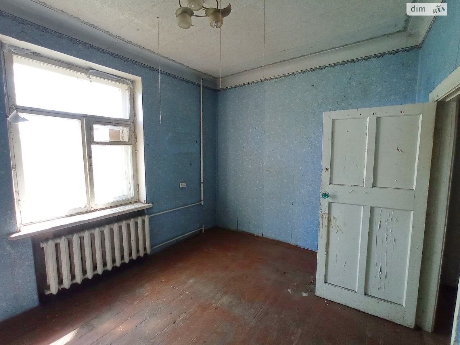 Продажа трехкомнатной квартиры в Днепре, на ул. 152-й дивизии, район 12 квартал фото 1 Продажа трехкомнатной квартиры в Днепре, на ул. 152-й дивизии, район 12 квартал фото 1