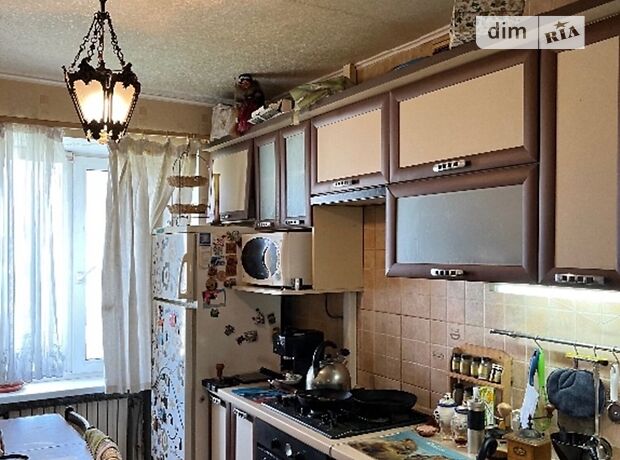 Продажа трехкомнатной квартиры в Днепре, на ул. Гладкова 16, район 12 квартал фото 1 Продажа трехкомнатной квартиры в Днепре, на ул. Гладкова 16, район 12 квартал фото 1
