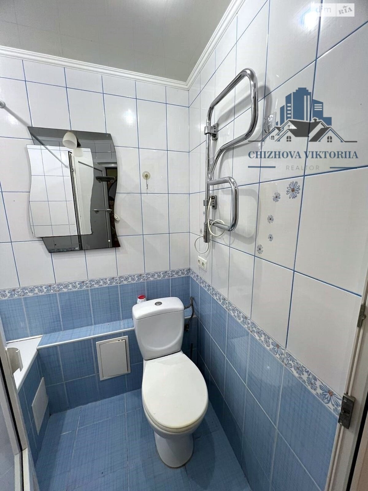Продаж однокімнатної квартири в Дніпрі, на просп. Хмельницького Богдана 121, район 12 квартал фото 1 Продаж однокімнатної квартири в Дніпрі, на просп. Хмельницького Богдана 121, район 12 квартал фото 1