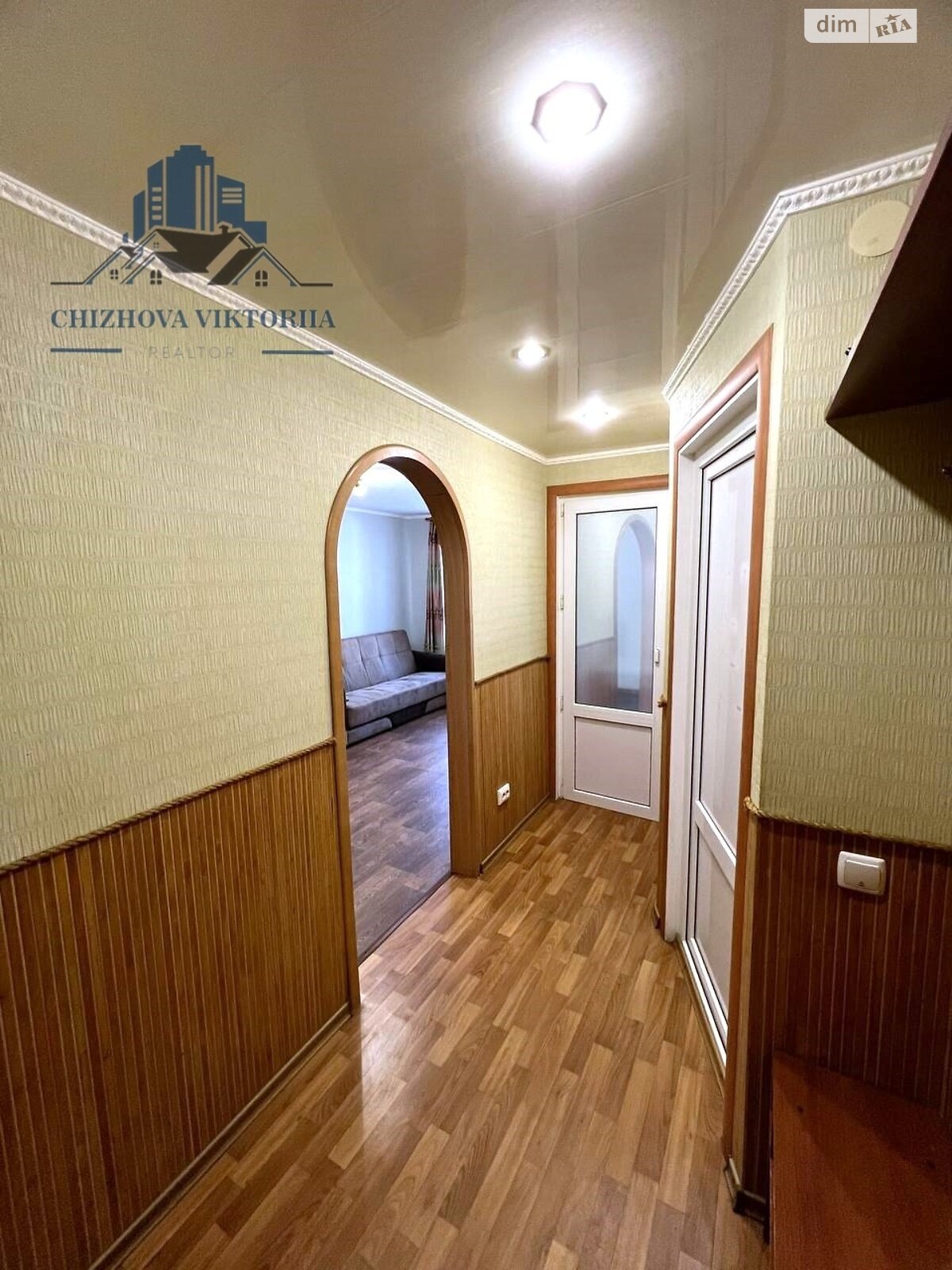 Продаж однокімнатної квартири в Дніпрі, на просп. Хмельницького Богдана 121, район 12 квартал фото 1 Продаж однокімнатної квартири в Дніпрі, на просп. Хмельницького Богдана 121, район 12 квартал фото 1