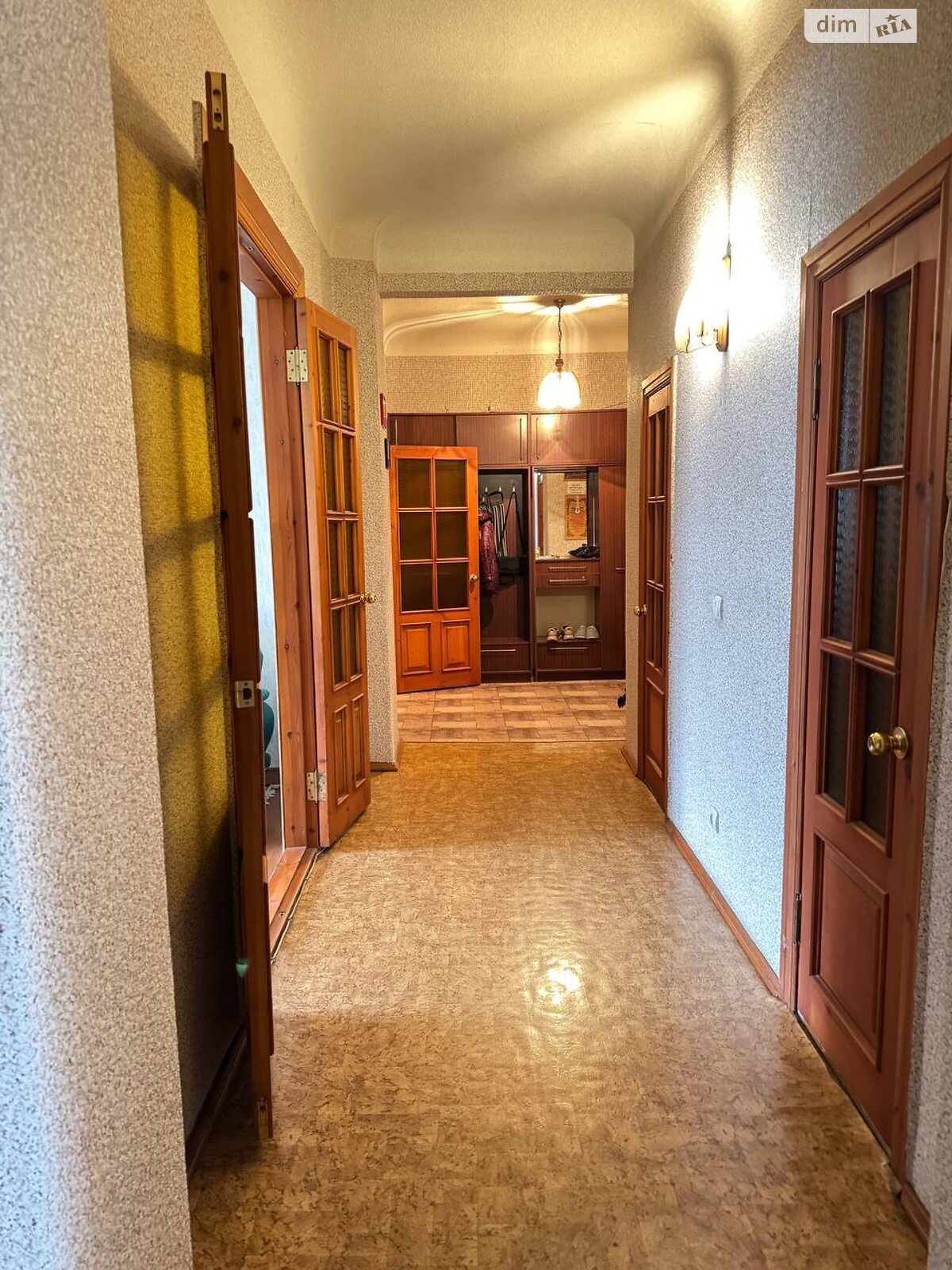 Продажа трехкомнатной квартиры в Днепре, на просп. Хмельницкого Богдана 109, район 12 квартал фото 1 Продажа трехкомнатной квартиры в Днепре, на просп. Хмельницкого Богдана 109, район 12 квартал фото 1