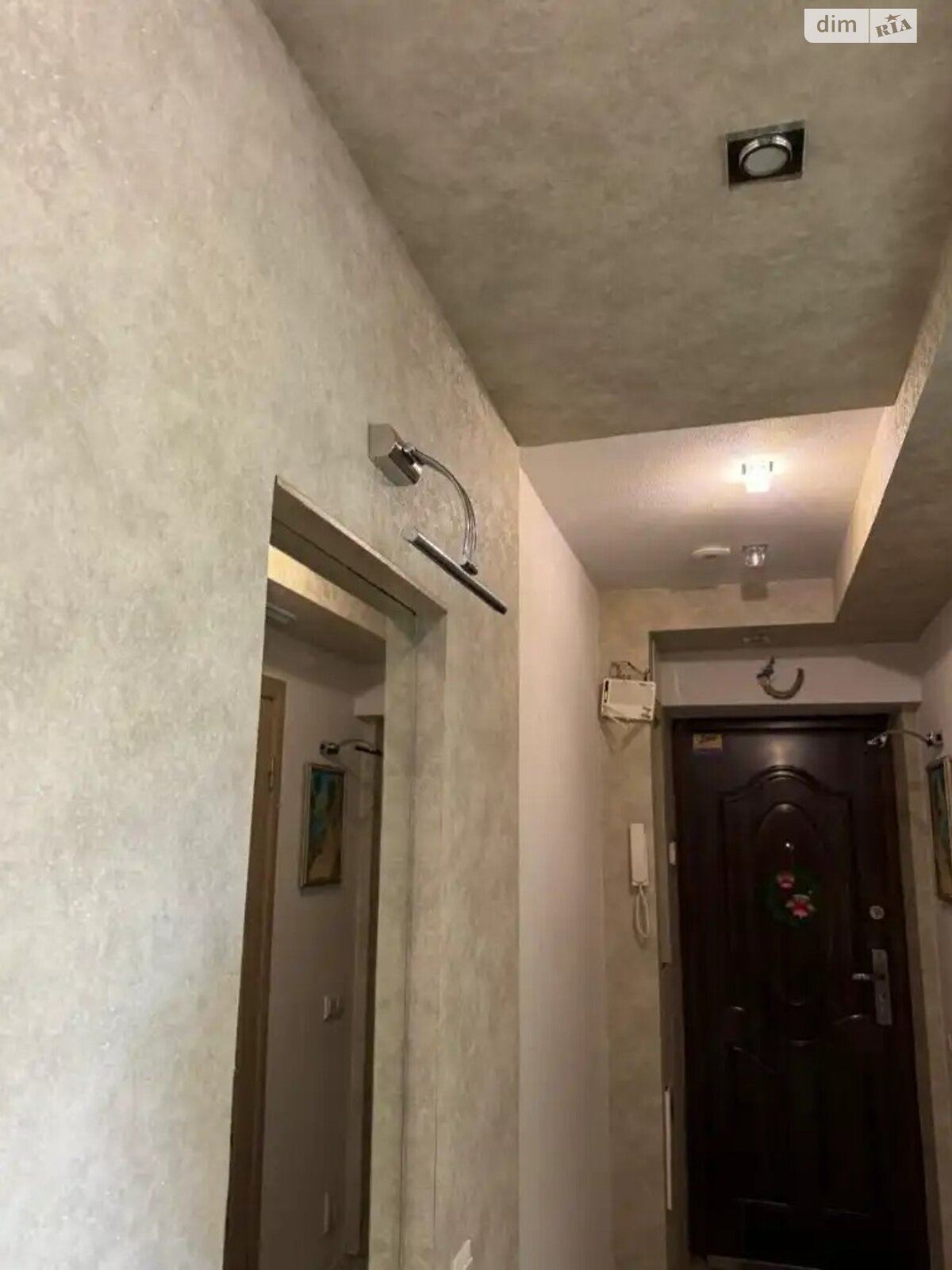 Продаж трикімнатної квартири в Дніпрі, на вул. Казакевича 6, район 12 квартал фото 1 Продаж трикімнатної квартири в Дніпрі, на вул. Казакевича 6, район 12 квартал фото 1