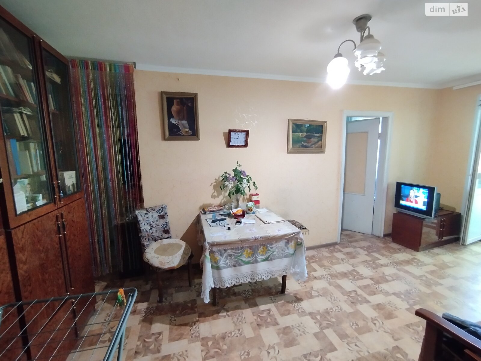 Продажа трехкомнатной квартиры в Днепре, на ул. Квартальная 31, район 12 квартал фото 1 Продажа трехкомнатной квартиры в Днепре, на ул. Квартальная 31, район 12 квартал фото 1