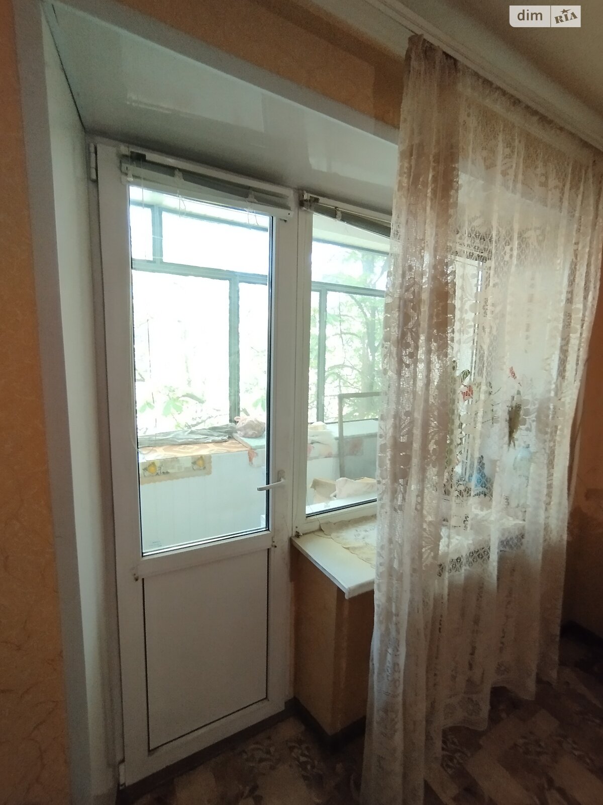 Продажа трехкомнатной квартиры в Днепре, на ул. Квартальная 31, район 12 квартал фото 1 Продажа трехкомнатной квартиры в Днепре, на ул. Квартальная 31, район 12 квартал фото 1