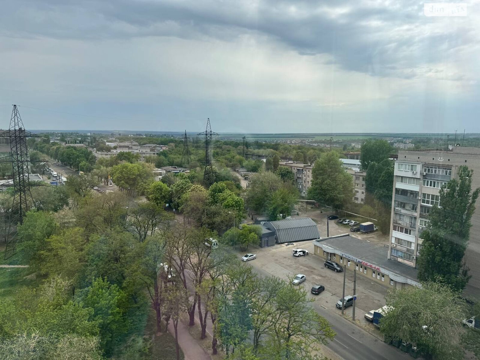 Продаж двокімнатної квартири в Дніпрі, на вул. Квартальна 3, район 12 квартал фото 1 Продаж двокімнатної квартири в Дніпрі, на вул. Квартальна 3, район 12 квартал фото 1