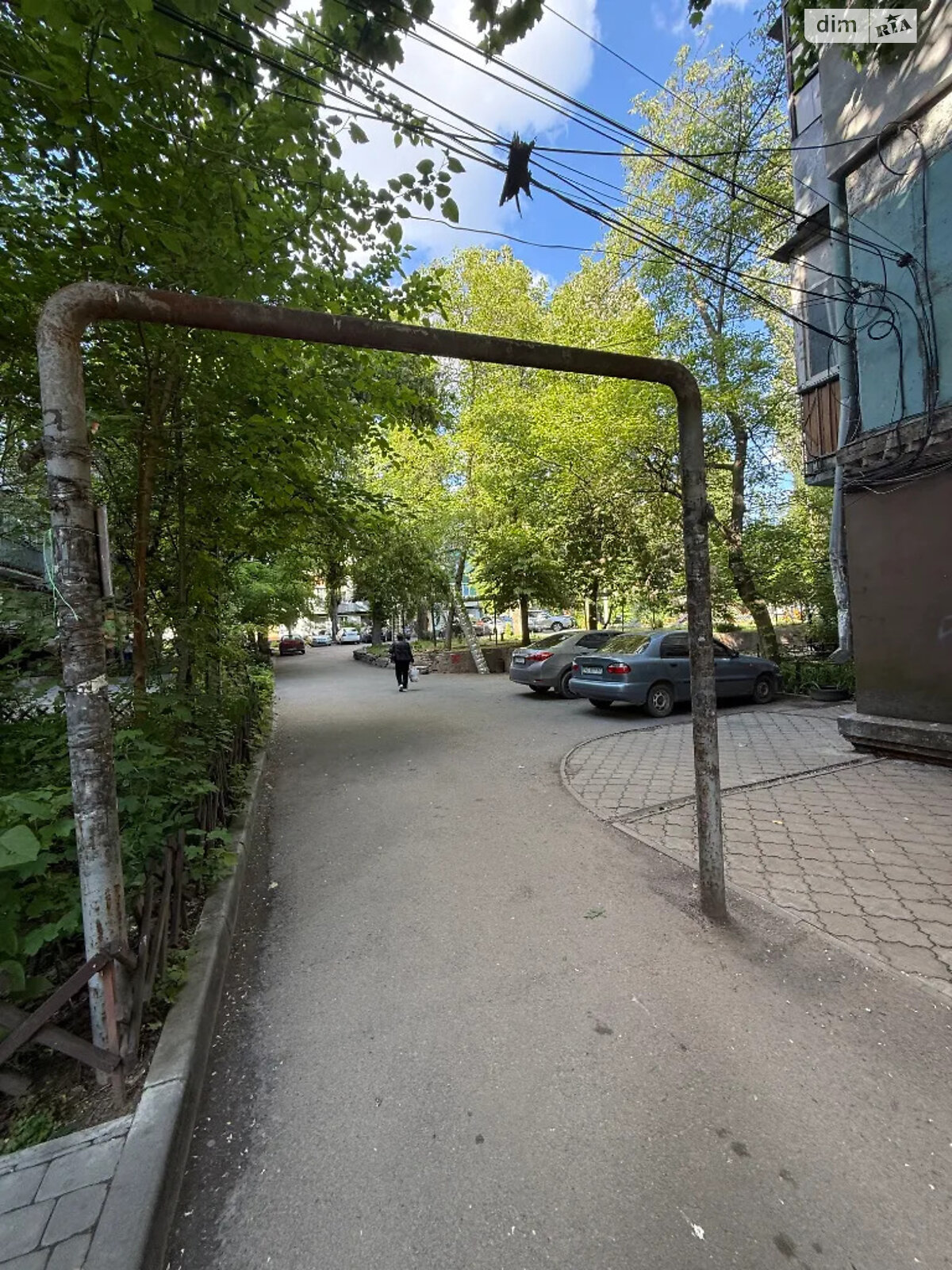 Продажа двухкомнатной квартиры в Днепре, на ул. Квартальная 22, район 12 квартал фото 1 Продажа двухкомнатной квартиры в Днепре, на ул. Квартальная 22, район 12 квартал фото 1