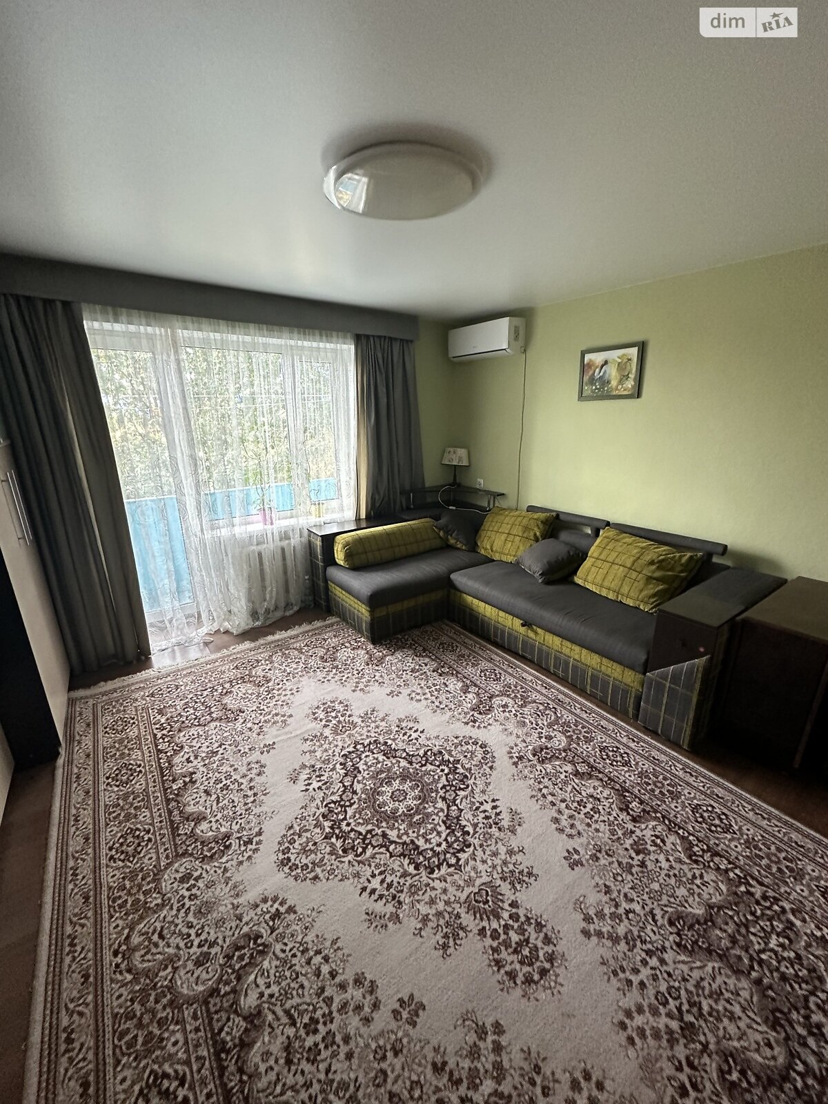 Продажа трехкомнатной квартиры в Днепре, на ул. Квартальная 23, район 12 квартал фото 1