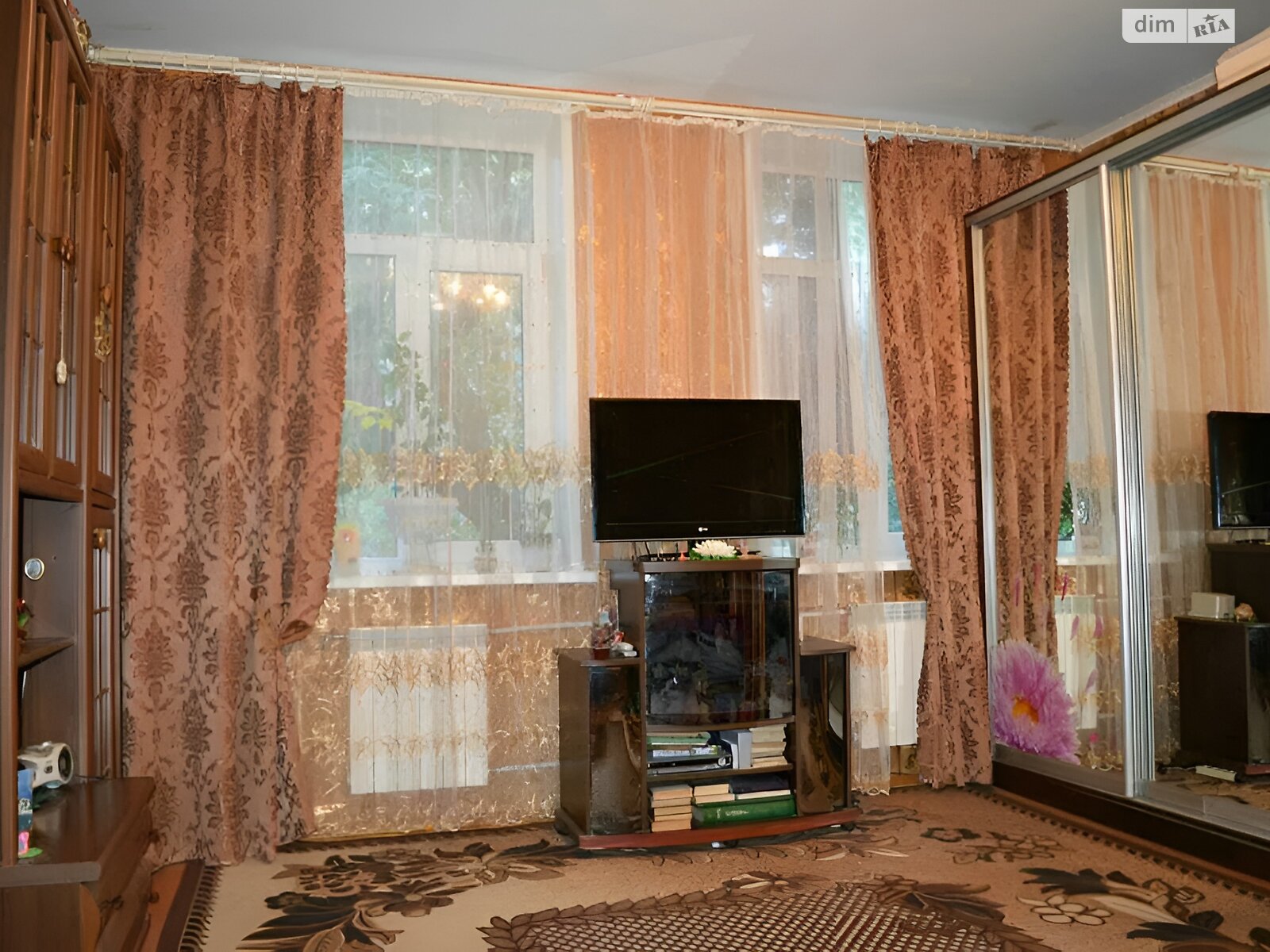 Продаж двокімнатної квартири в Дніпрі, на вул. Максимовича Михайла, район 12 квартал фото 1 Продаж двокімнатної квартири в Дніпрі, на вул. Максимовича Михайла, район 12 квартал фото 1
