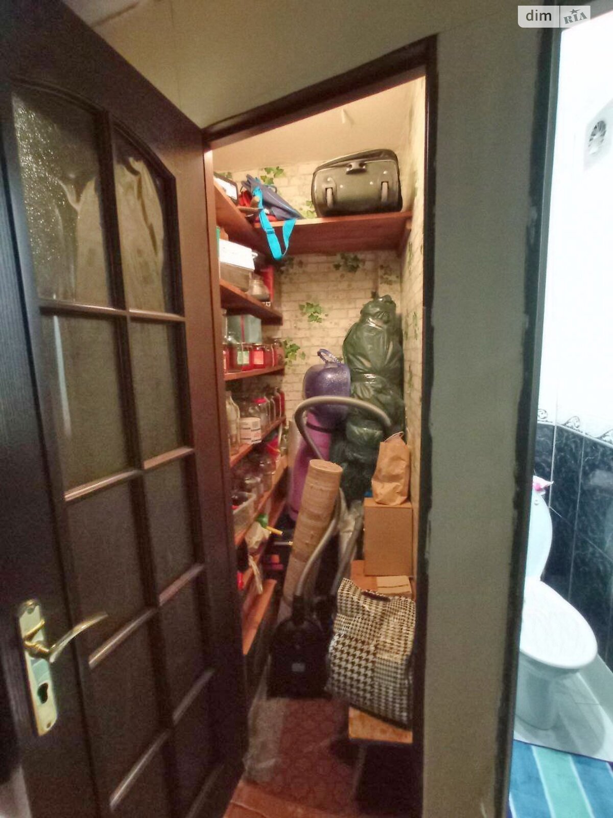Продаж п`ятикімнатної квартири в Дніпрі, на вул. Солідарна 2, кв. 48, район 12 квартал фото 1 Продаж п`ятикімнатної квартири в Дніпрі, на вул. Солідарна 2, кв. 48, район 12 квартал фото 1