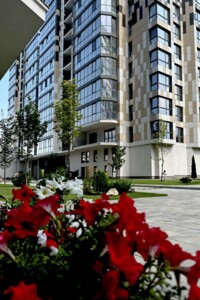 Продажа трехкомнатной квартиры в Днепре, на просп. Науки 112А, фото 2