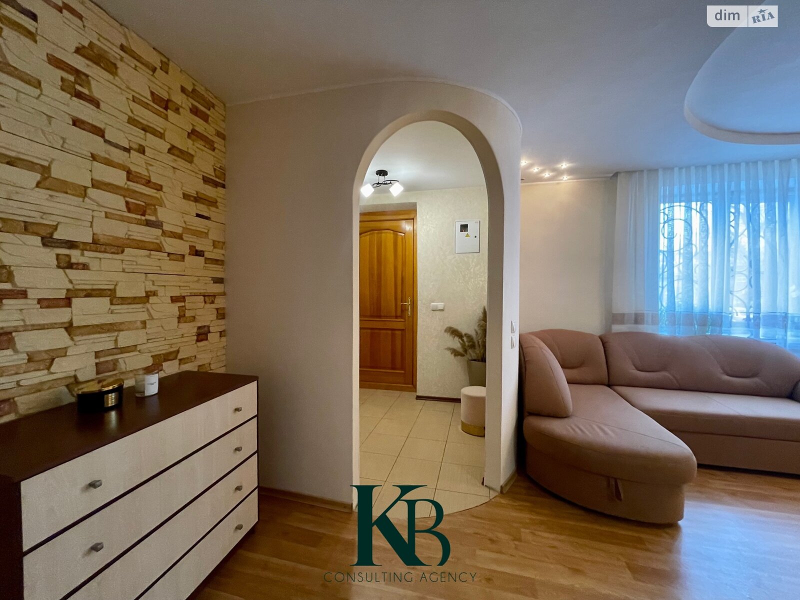Продаж трикімнатної квартири в Дніпрі, на вул. Артеківська 14, район Амур-Нижньодніпровський фото 1 Продаж трикімнатної квартири в Дніпрі, на вул. Артеківська 14, район Амур-Нижньодніпровський фото 1
