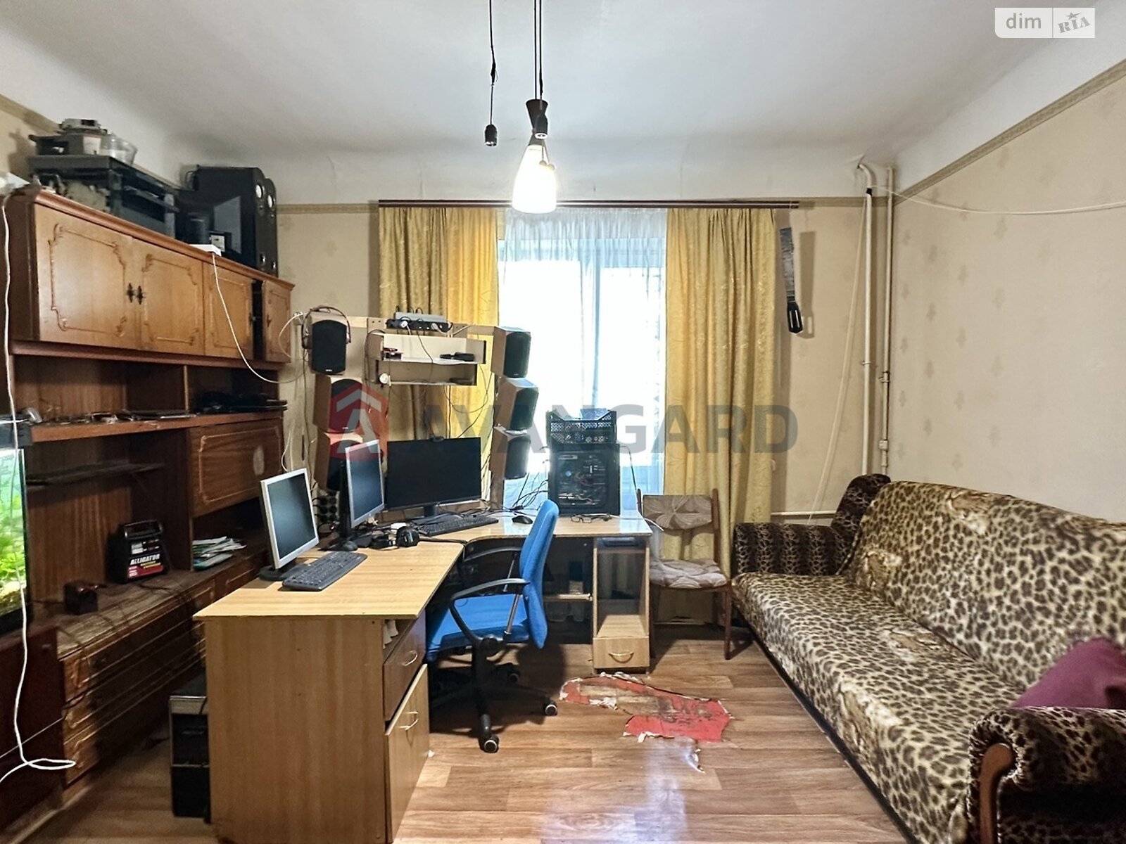 Продаж трикімнатної квартири в Дніпрі, на вул. Богомаза, район Амур-Нижньодніпровський фото 1 Продаж трикімнатної квартири в Дніпрі, на вул. Богомаза, район Амур-Нижньодніпровський фото 1