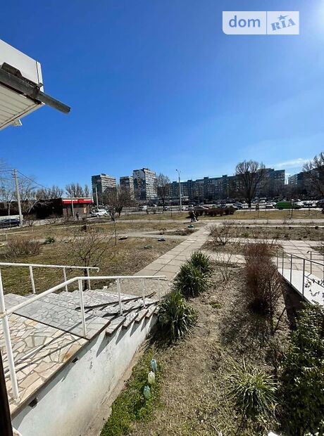 Продажа трехкомнатной квартиры в Днепре, на шоссе Донецкое 3, район Амур-Нижнеднепровский фото 1 Продажа трехкомнатной квартиры в Днепре, на шоссе Донецкое 3, район Амур-Нижнеднепровский фото 1