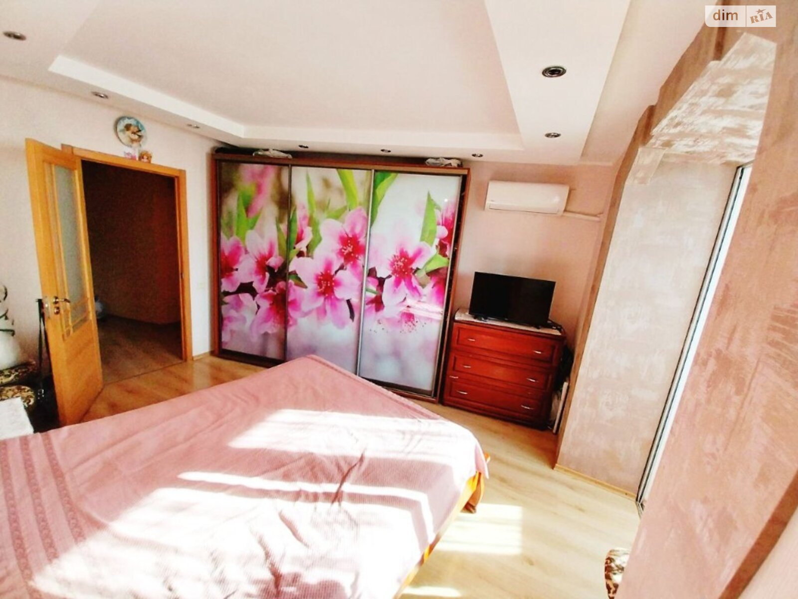 Продаж однокімнатної квартири в Дніпрі, на шосе Донецьке 15, район Амур-Нижньодніпровський фото 1