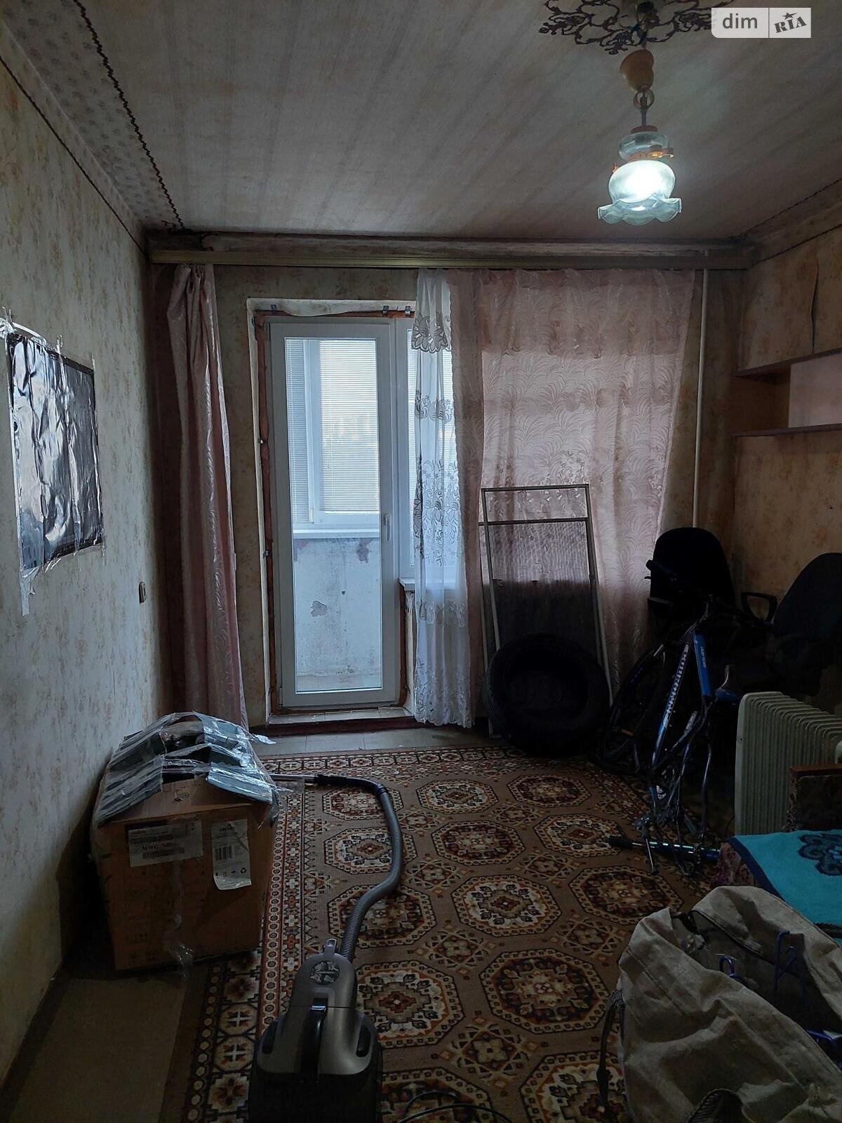 Продажа трехкомнатной квартиры в Днепре, на шоссе Донецкое, район Амур-Нижнеднепровский фото 1