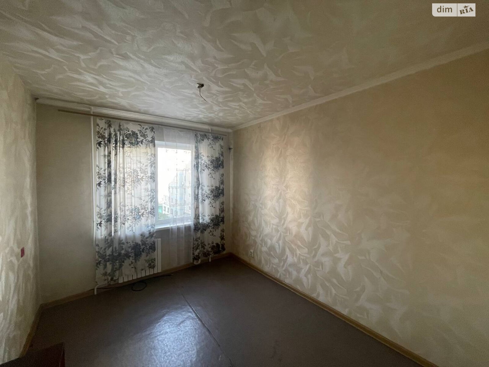 Продажа трехкомнатной квартиры в Днепре, на шоссе Донецкое 1, район Амур-Нижнеднепровский фото 1 Продажа трехкомнатной квартиры в Днепре, на шоссе Донецкое 1, район Амур-Нижнеднепровский фото 1