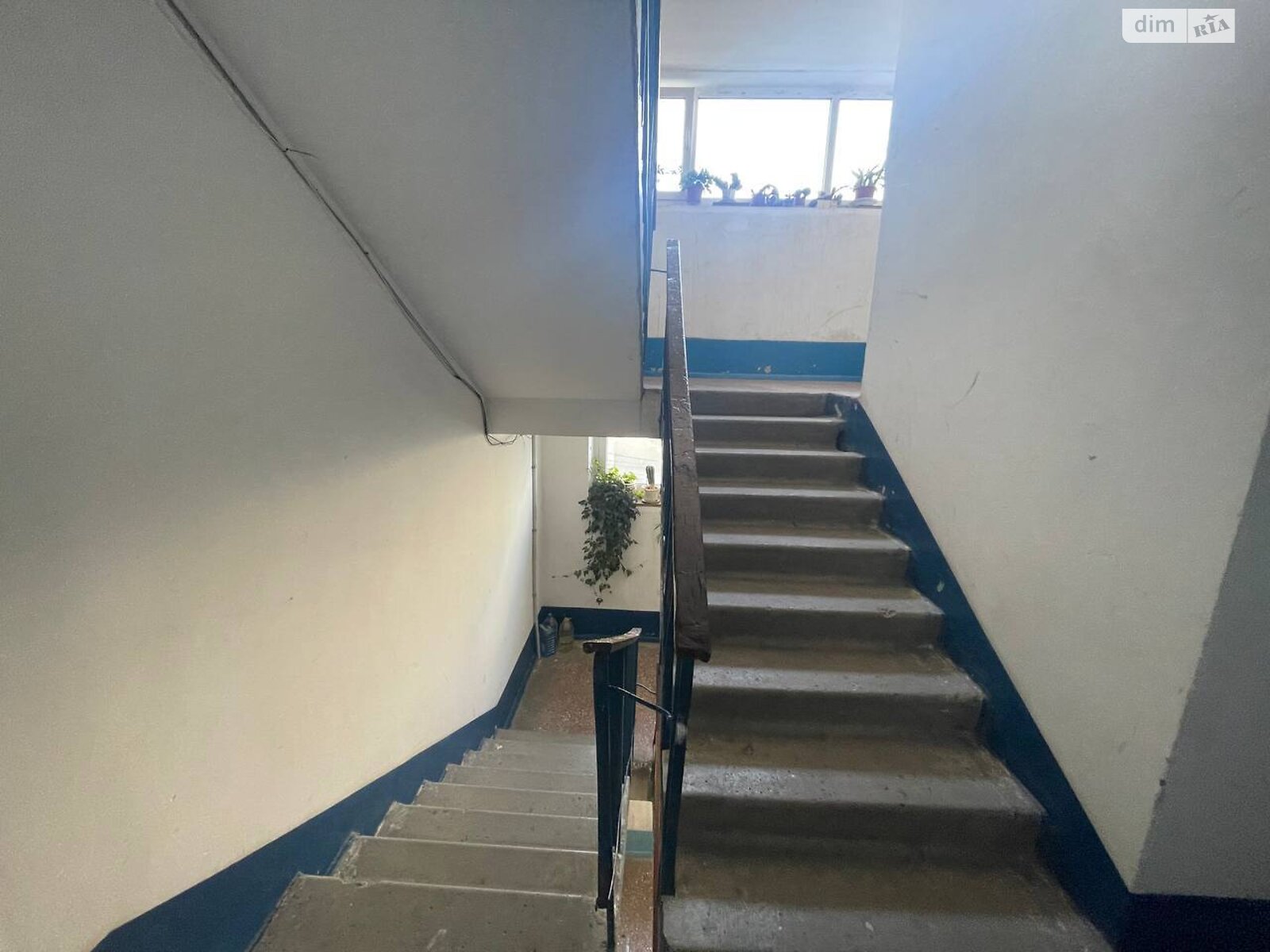 Продажа трехкомнатной квартиры в Днепре, на шоссе Донецкое 1, район Амур-Нижнеднепровский фото 1 Продажа трехкомнатной квартиры в Днепре, на шоссе Донецкое 1, район Амур-Нижнеднепровский фото 1