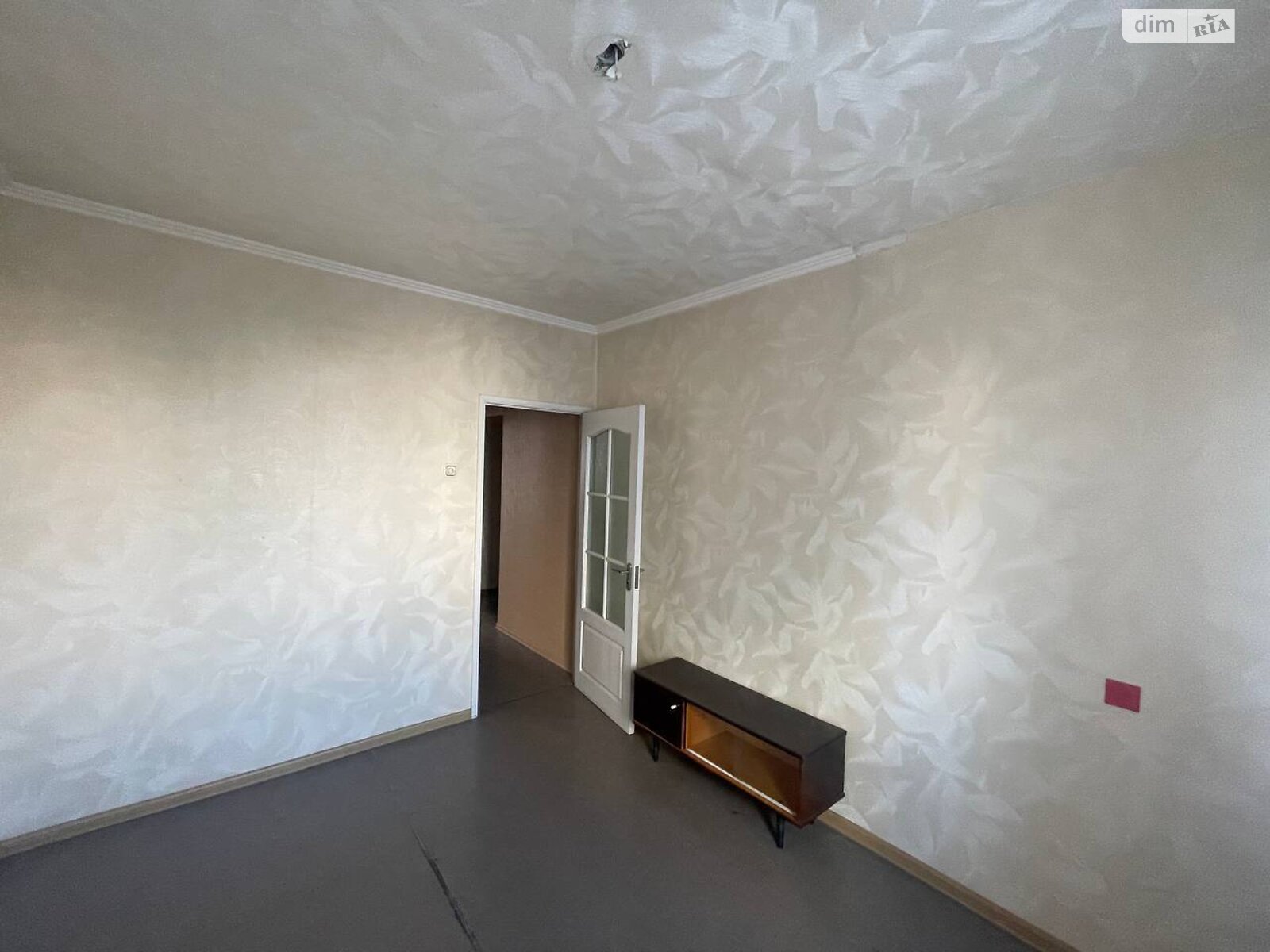 Продажа трехкомнатной квартиры в Днепре, на шоссе Донецкое 1, район Амур-Нижнеднепровский фото 1 Продажа трехкомнатной квартиры в Днепре, на шоссе Донецкое 1, район Амур-Нижнеднепровский фото 1