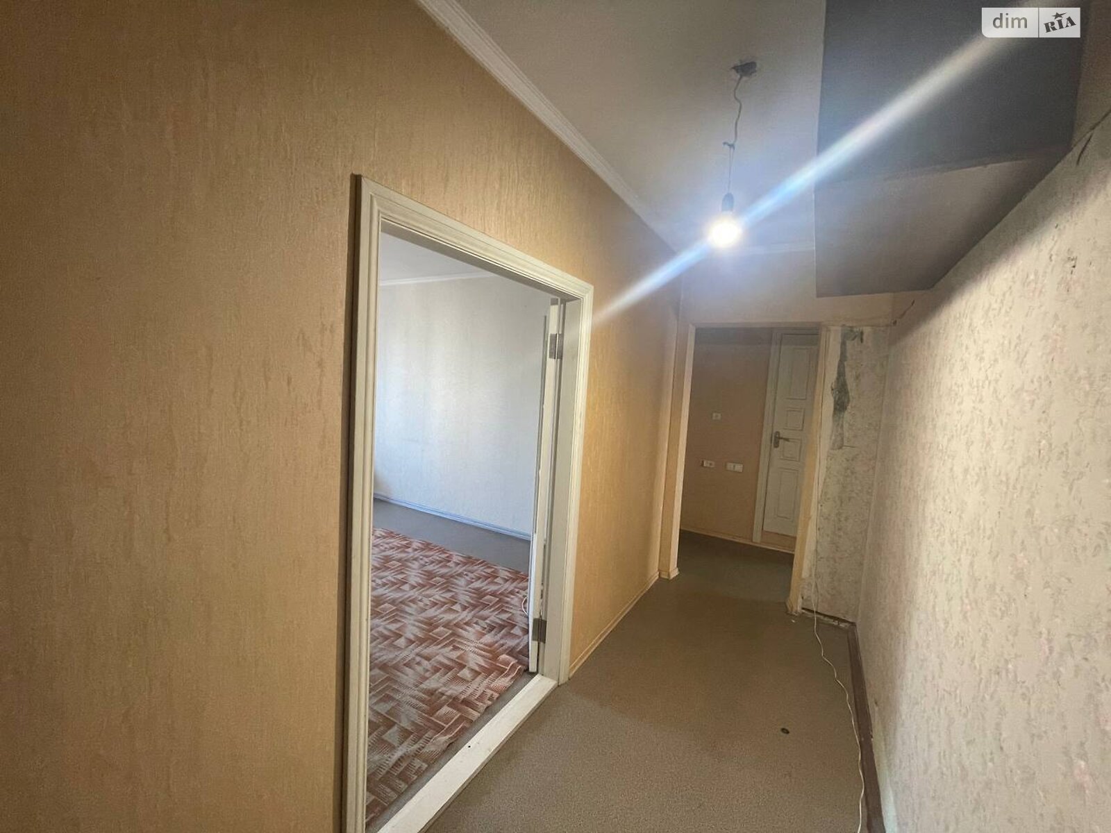 Продажа трехкомнатной квартиры в Днепре, на шоссе Донецкое 1, район Амур-Нижнеднепровский фото 1 Продажа трехкомнатной квартиры в Днепре, на шоссе Донецкое 1, район Амур-Нижнеднепровский фото 1