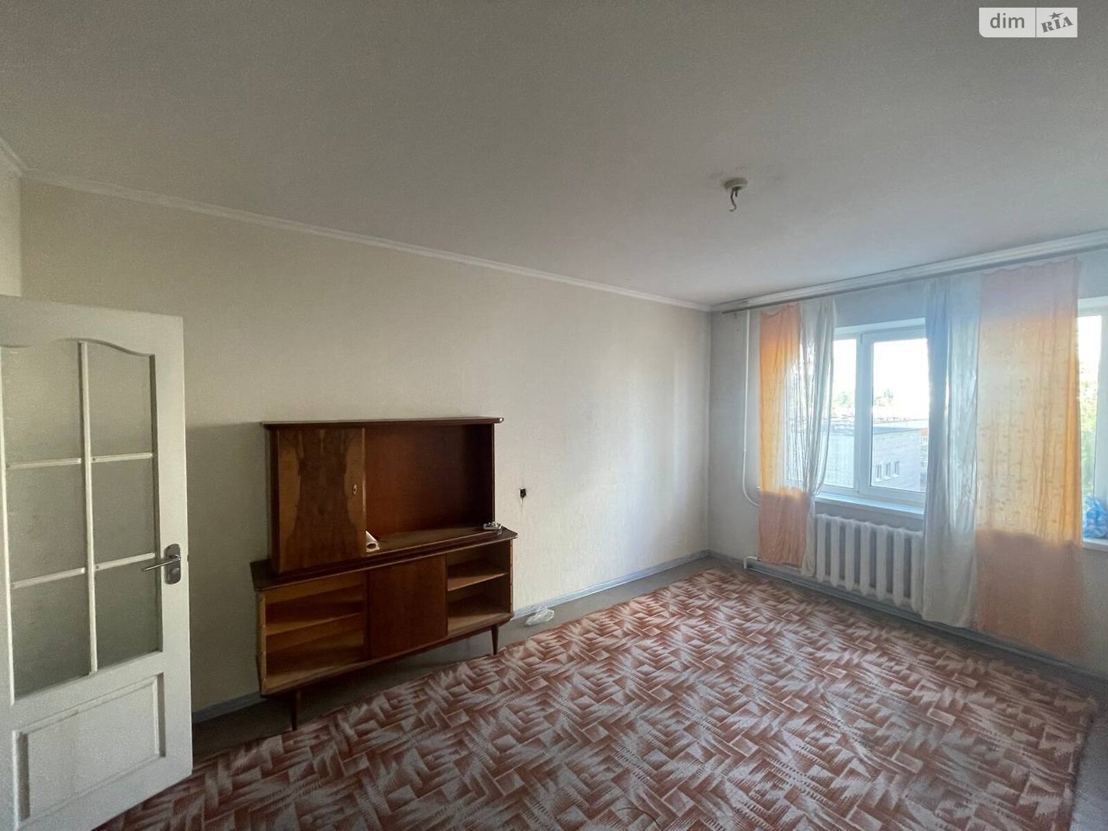 Продажа трехкомнатной квартиры в Днепре, на шоссе Донецкое 1, район Амур-Нижнеднепровский фото 1 Продажа трехкомнатной квартиры в Днепре, на шоссе Донецкое 1, район Амур-Нижнеднепровский фото 1