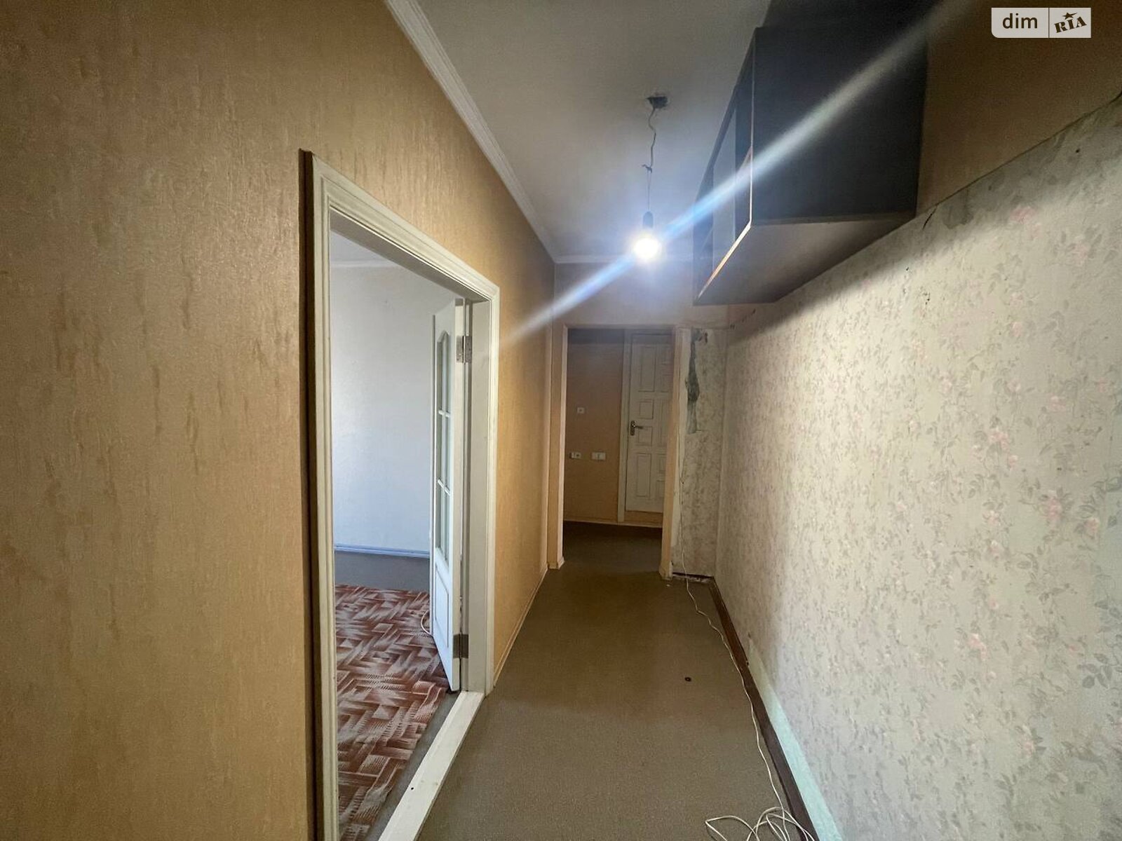 Продажа трехкомнатной квартиры в Днепре, на шоссе Донецкое 1, район Амур-Нижнеднепровский фото 1 Продажа трехкомнатной квартиры в Днепре, на шоссе Донецкое 1, район Амур-Нижнеднепровский фото 1