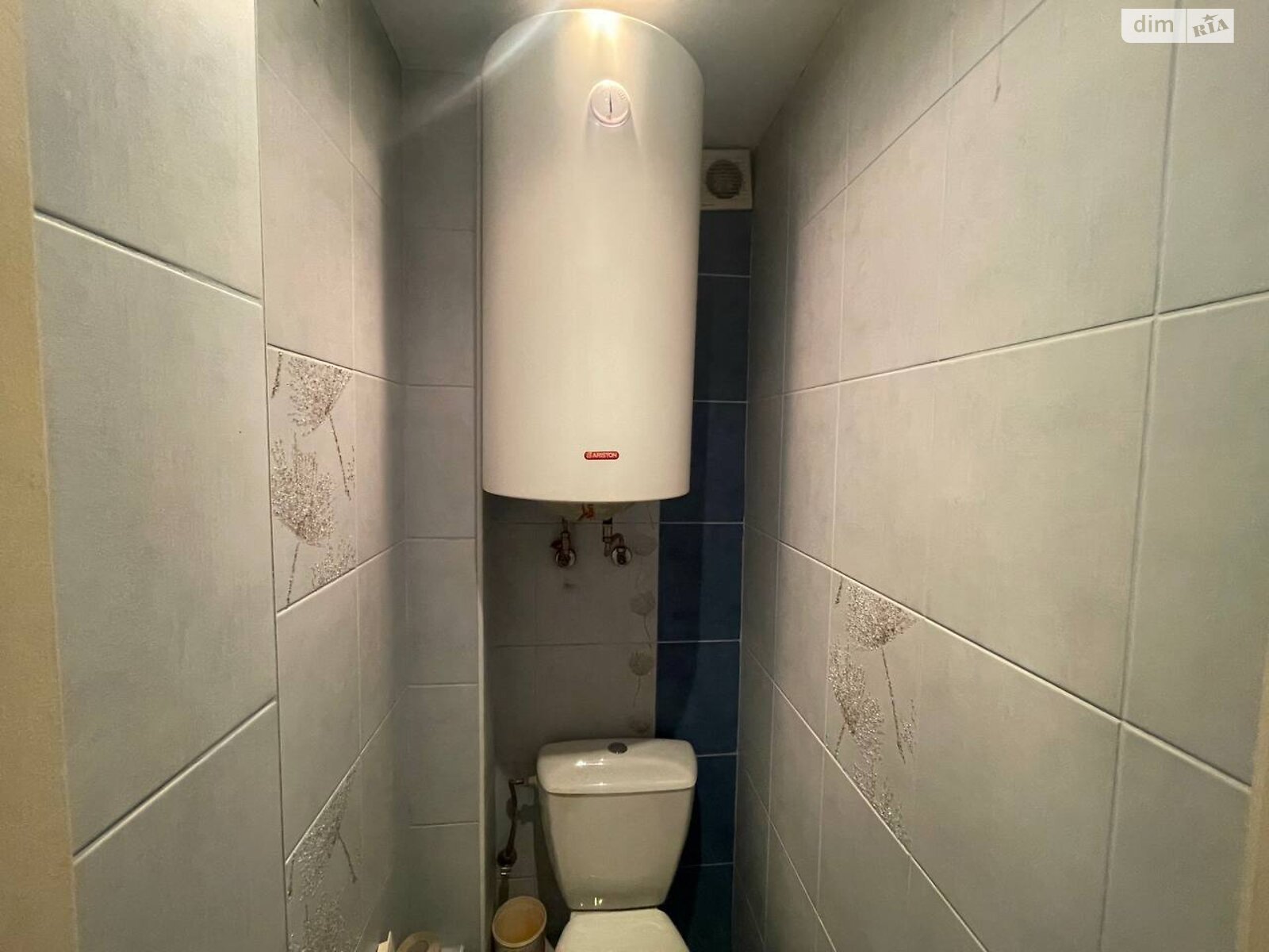 Продажа трехкомнатной квартиры в Днепре, на шоссе Донецкое 1, район Амур-Нижнеднепровский фото 1 Продажа трехкомнатной квартиры в Днепре, на шоссе Донецкое 1, район Амур-Нижнеднепровский фото 1