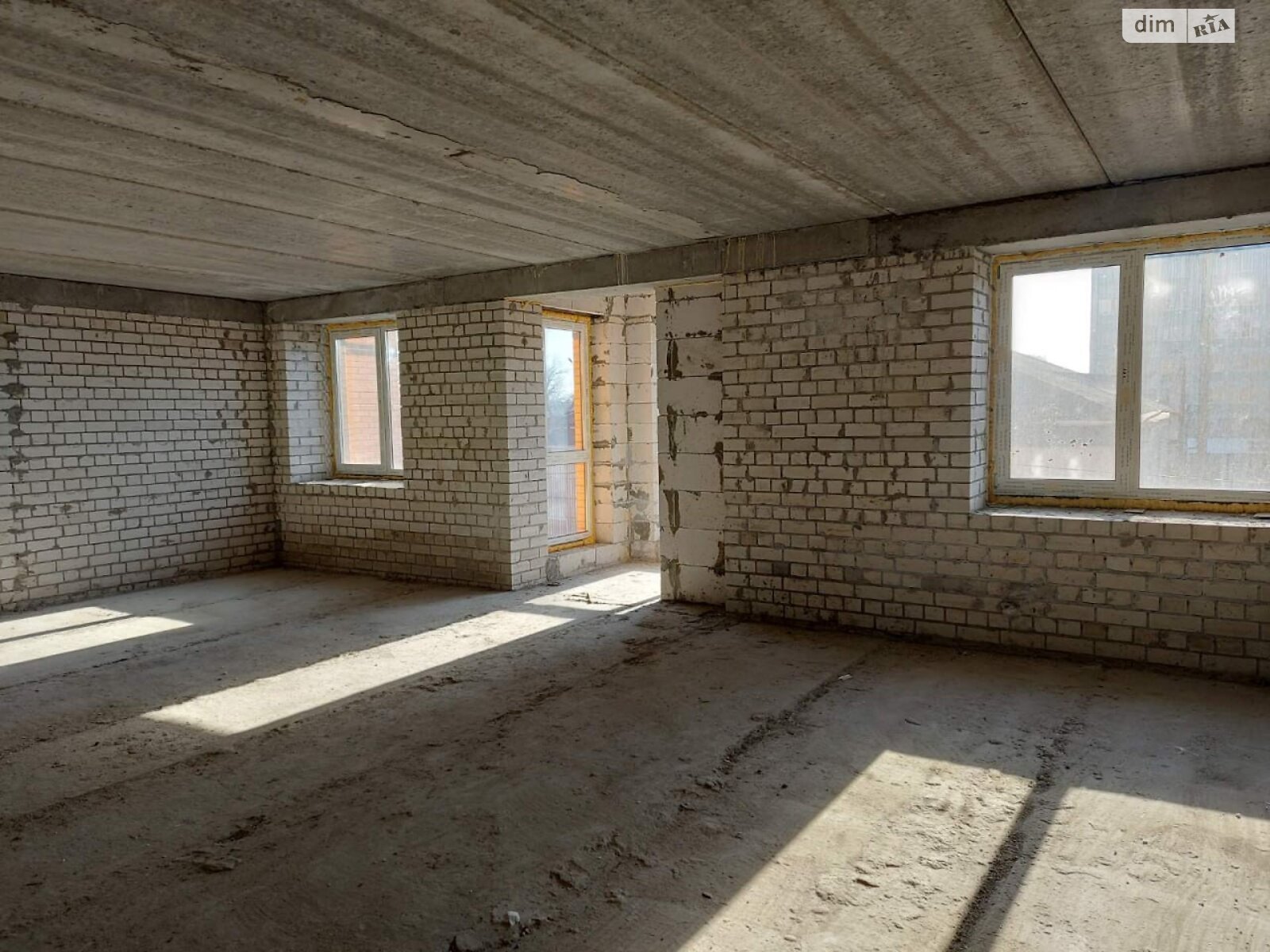 Продажа трехкомнатной квартиры в Днепре, на ул. Евгения Чикаленко 1, район Амур-Нижнеднепровский фото 1 Продажа трехкомнатной квартиры в Днепре, на ул. Евгения Чикаленко 1, район Амур-Нижнеднепровский фото 1