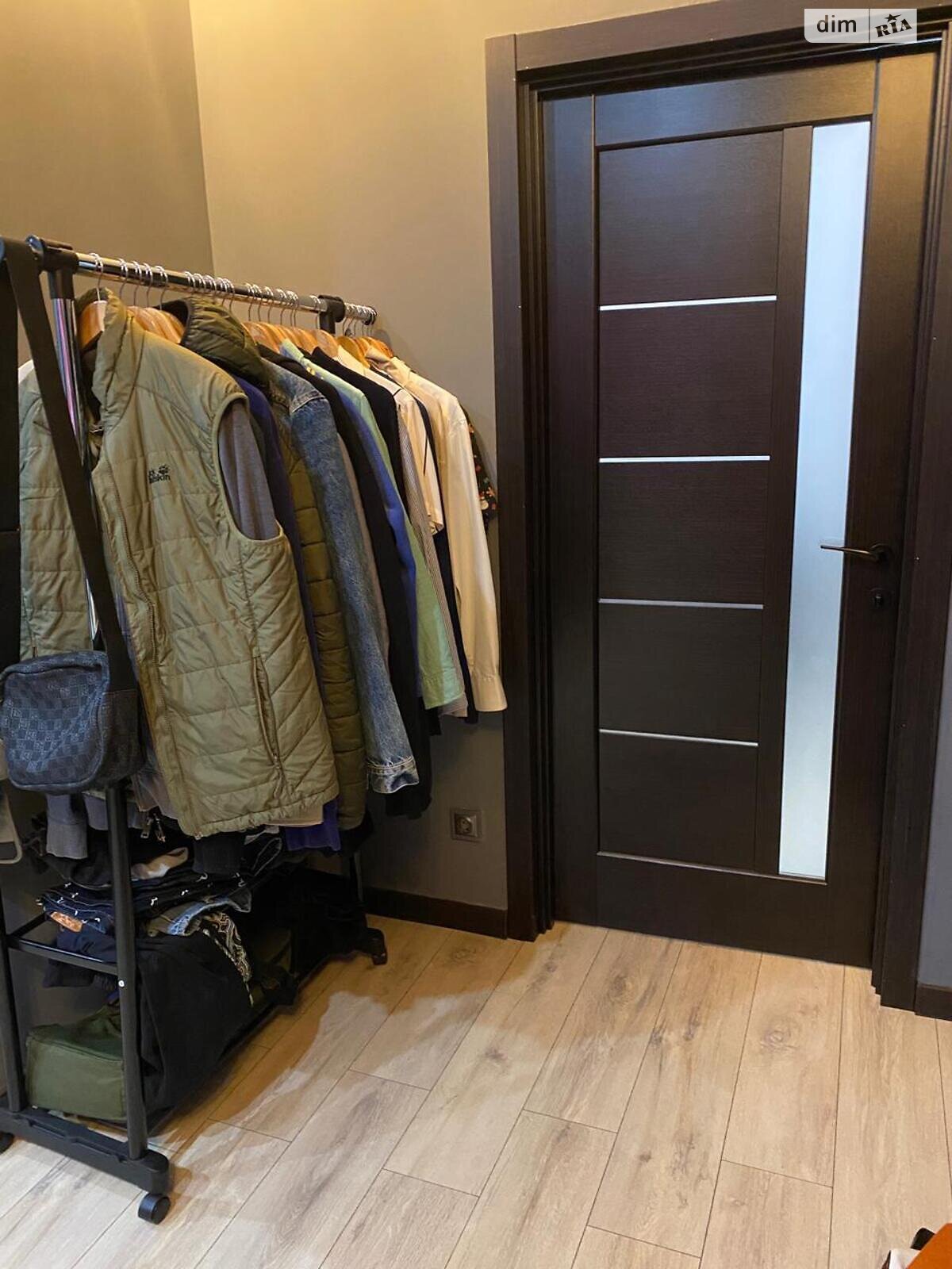 Продажа трехкомнатной квартиры в Днепре, на ул. Ингульская 44, район Амур-Нижнеднепровский фото 1 Продажа трехкомнатной квартиры в Днепре, на ул. Ингульская 44, район Амур-Нижнеднепровский фото 1