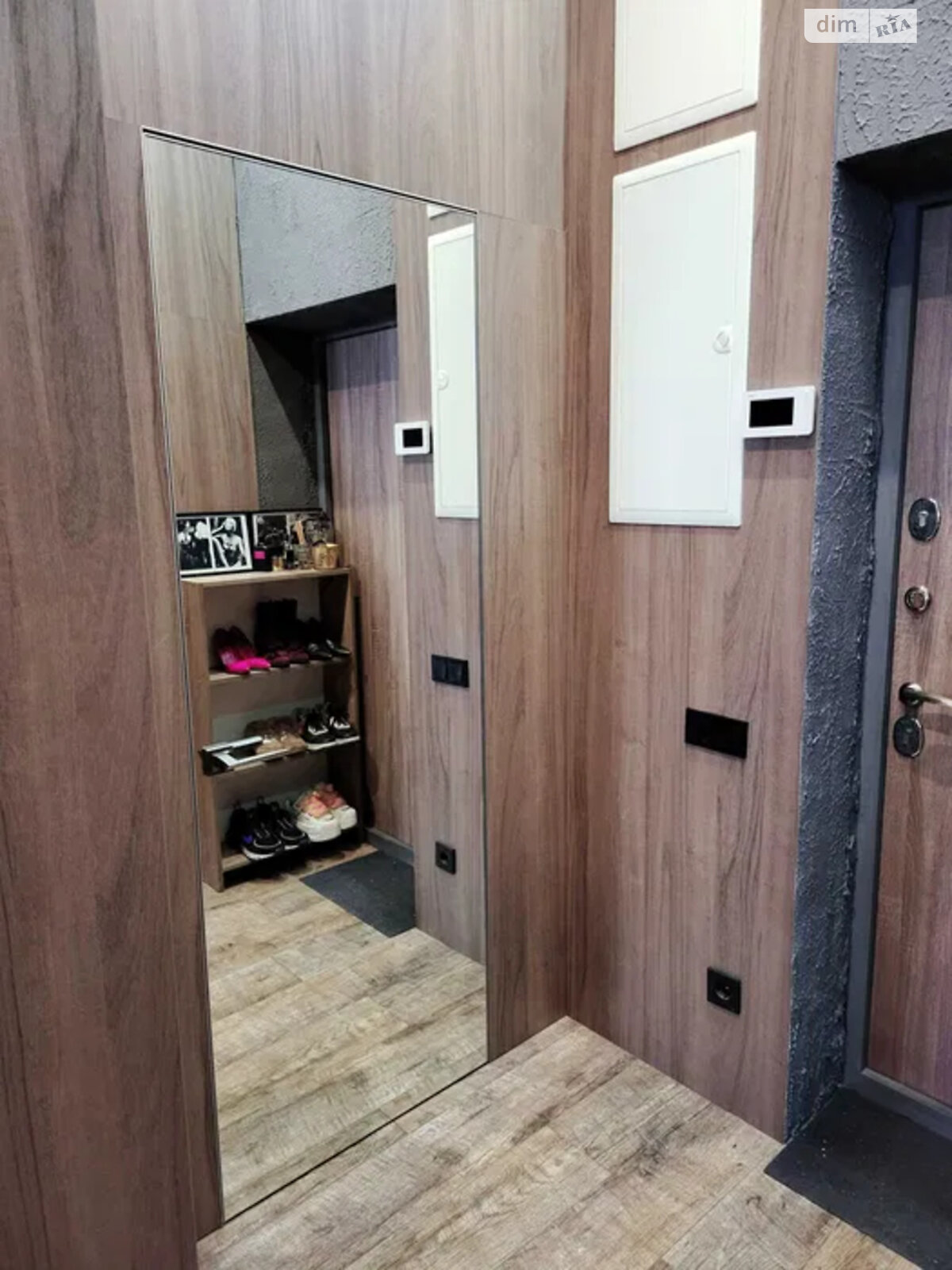 Продаж двокімнатної квартири в Дніпрі, на вул. Луговська 255, район Амур-Нижньодніпровський фото 1 Продаж двокімнатної квартири в Дніпрі, на вул. Луговська 255, район Амур-Нижньодніпровський фото 1