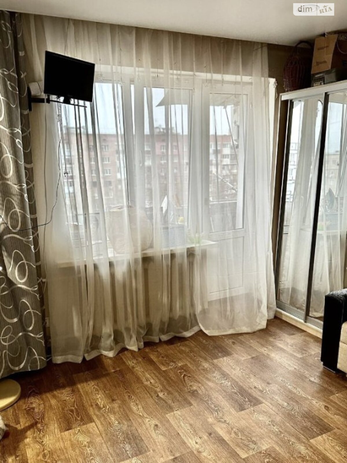 Продаж однокімнатної квартири в Дніпрі, на вул. Сонячна Набережна 16, район Амур-Нижньодніпровський фото 1