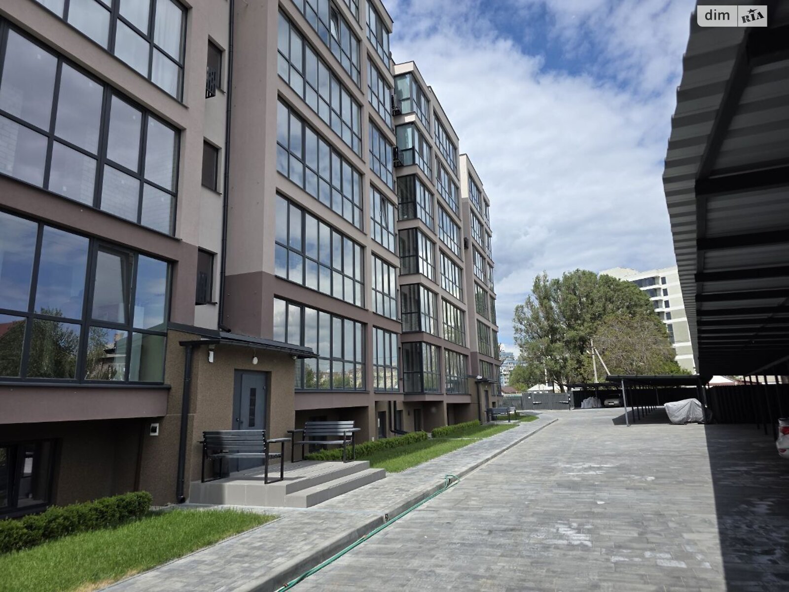 Продаж однокімнатної квартири в Дніпрі, на вул. Мольєра 75А, район Амур-Нижньодніпровський фото 1 Продаж однокімнатної квартири в Дніпрі, на вул. Мольєра 75А, район Амур-Нижньодніпровський фото 1