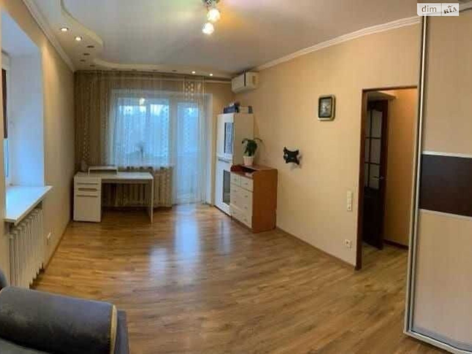 Продаж однокімнатної квартири в Дніпрі, на вул. Планетна 5, район Амур-Нижньодніпровський фото 1