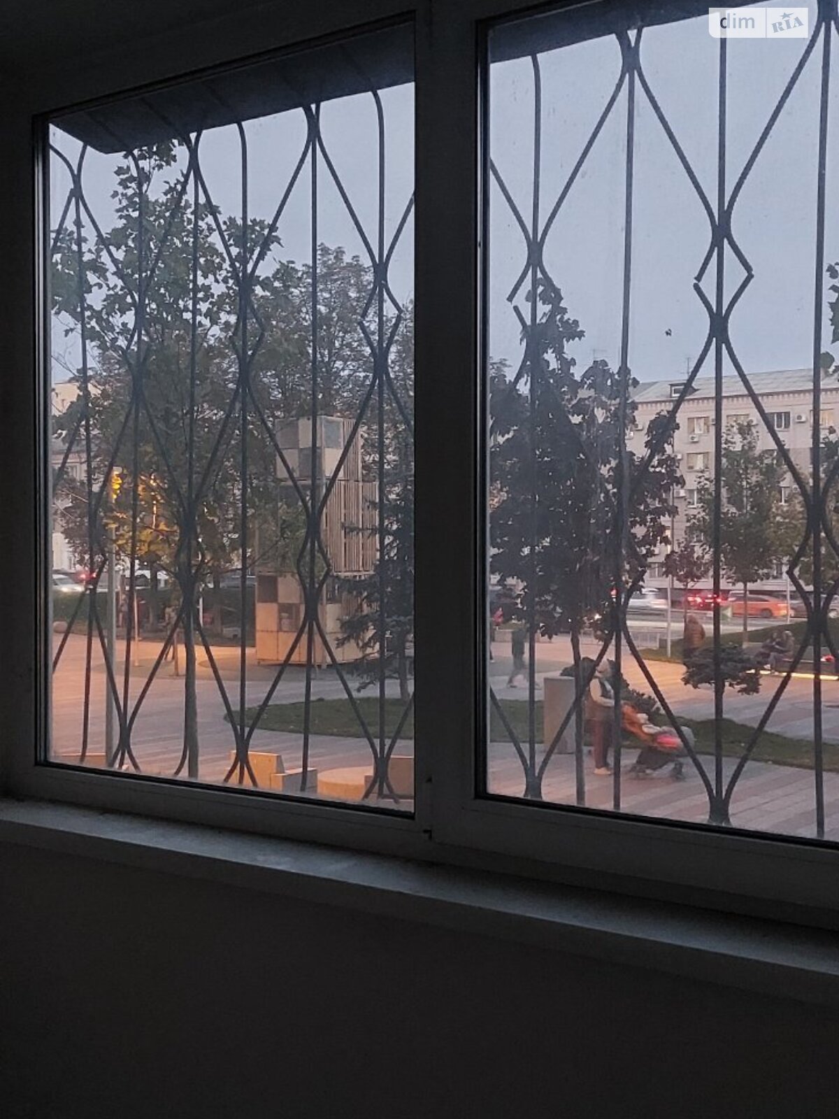 Продаж трикімнатної квартири в Дніпрі, на просп. Слобожанський 65, район Амур-Нижньодніпровський фото 1